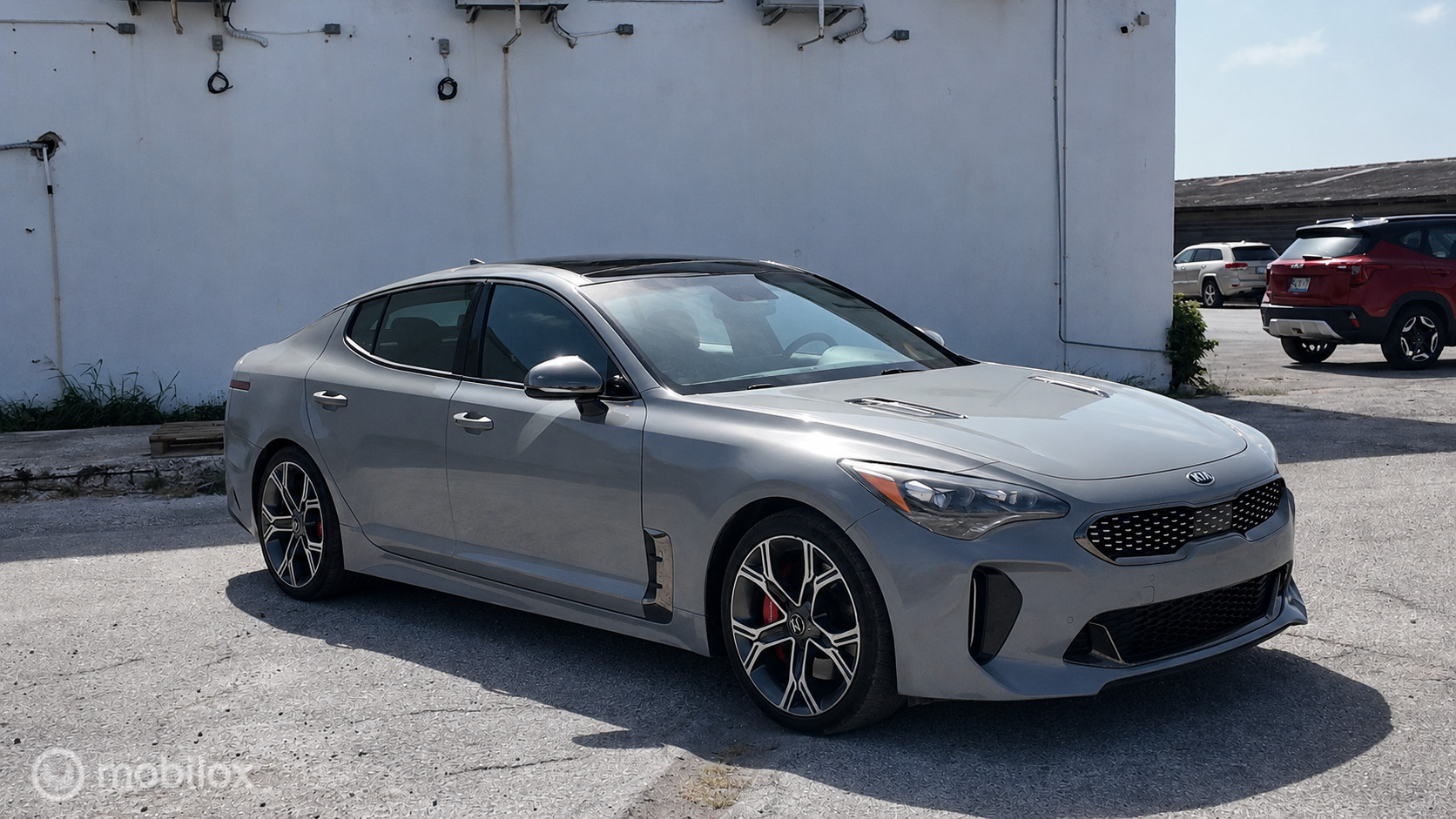Kia Stinger GT photo 8