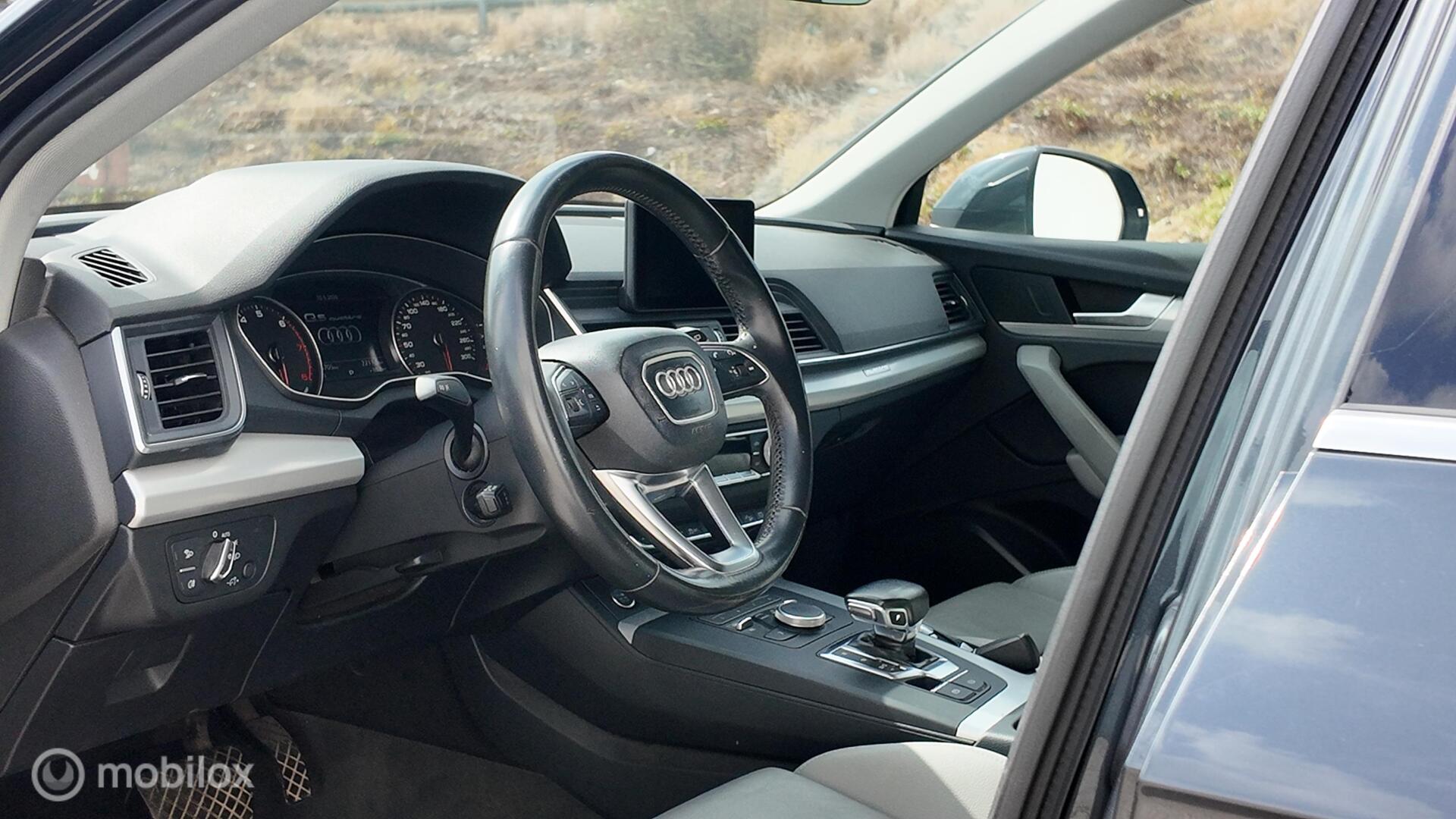 Audi Q5 2.0 Quattro photo 10