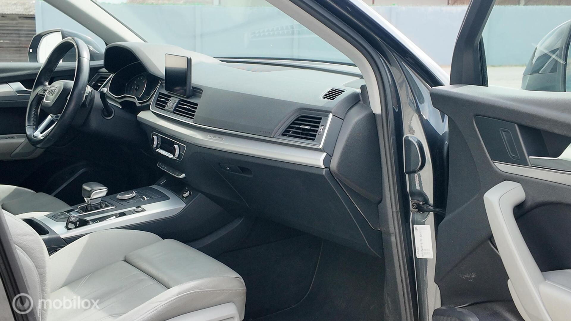 Audi Q5 2.0 Quattro photo 17