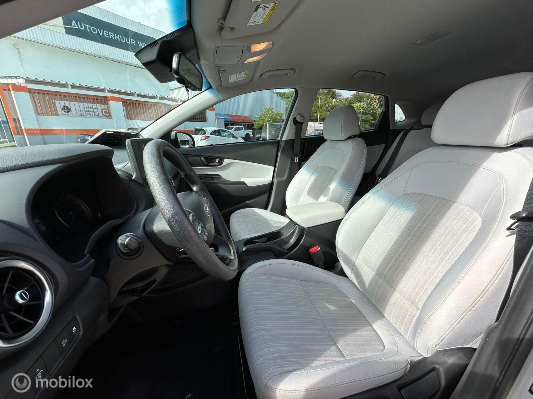 Hyundai Kona photo 9