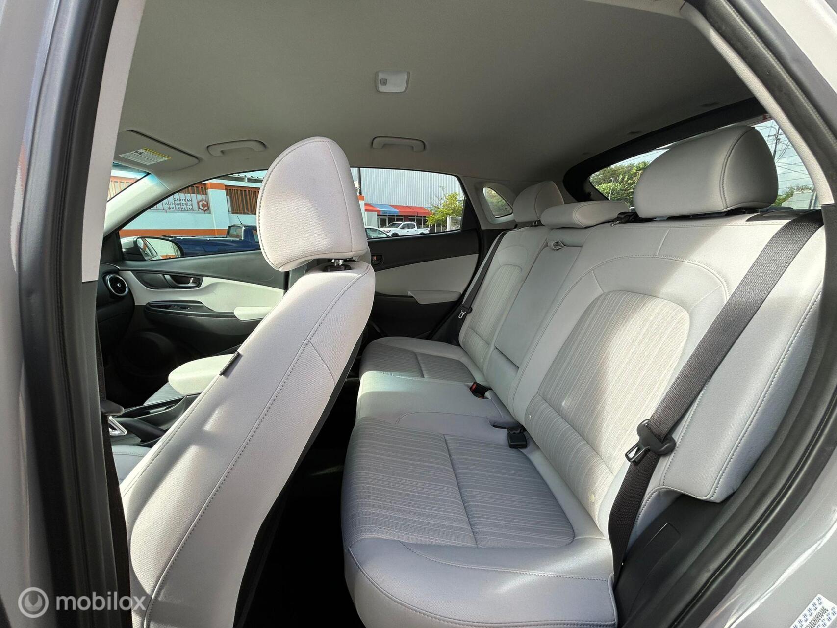 Hyundai Kona photo 10