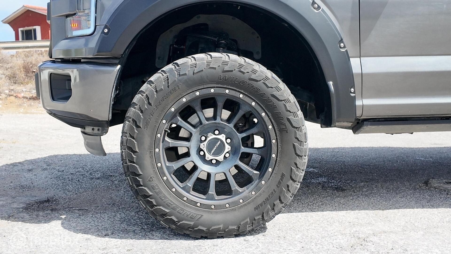 Ford F-150 photo 10