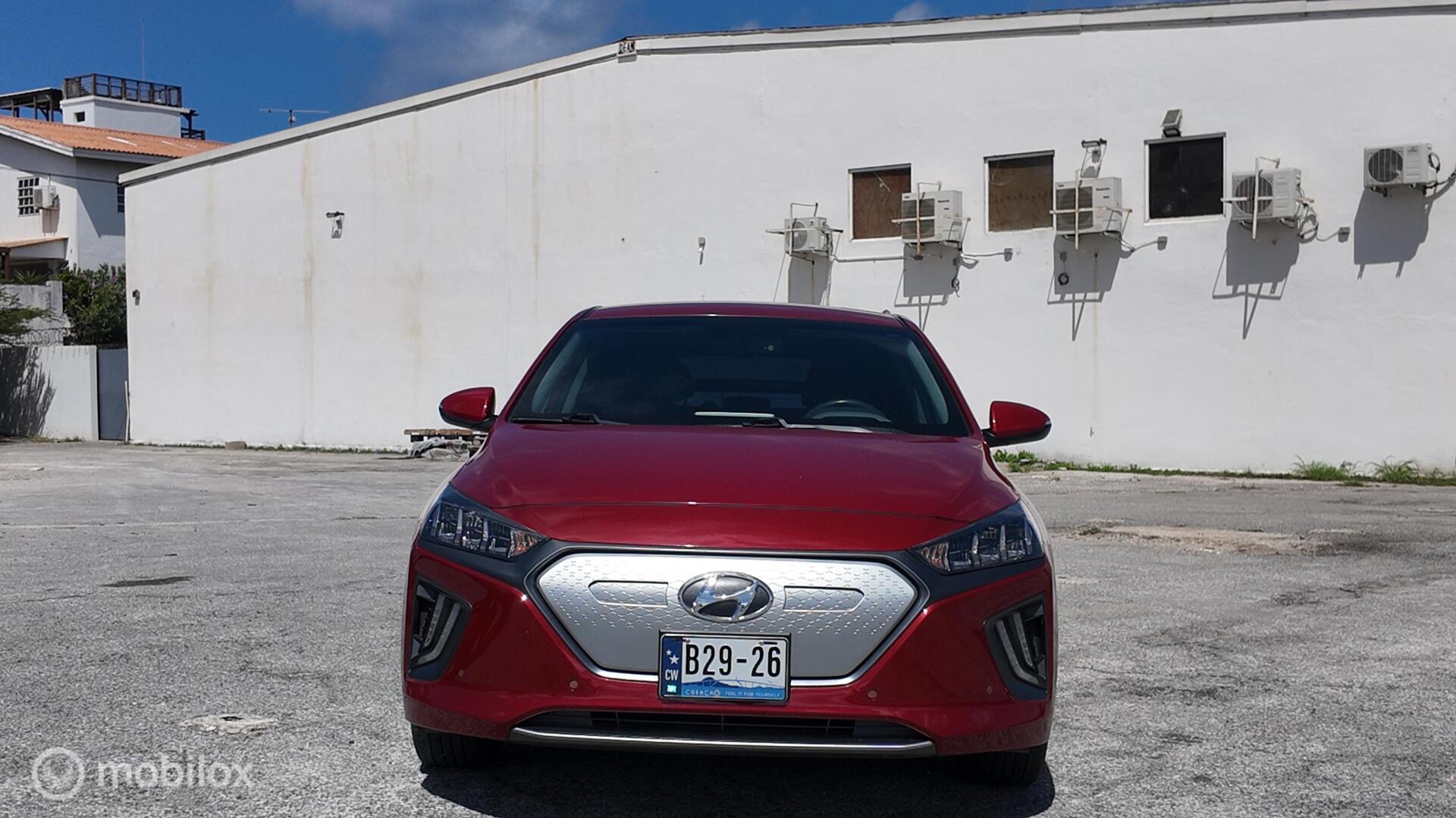 Hyundai Ioniq GLS photo 9