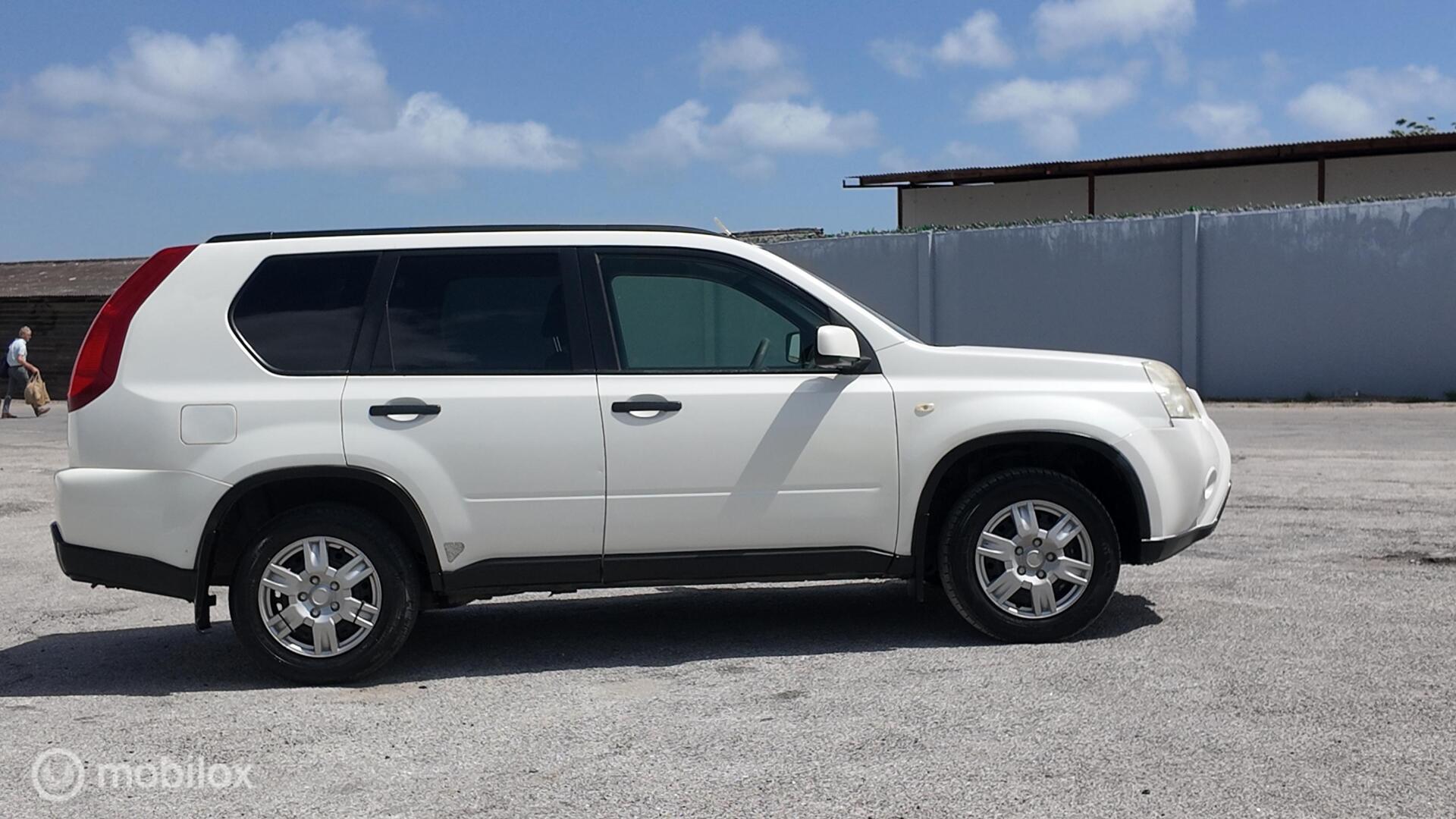 Nissan X-Trail photo 7