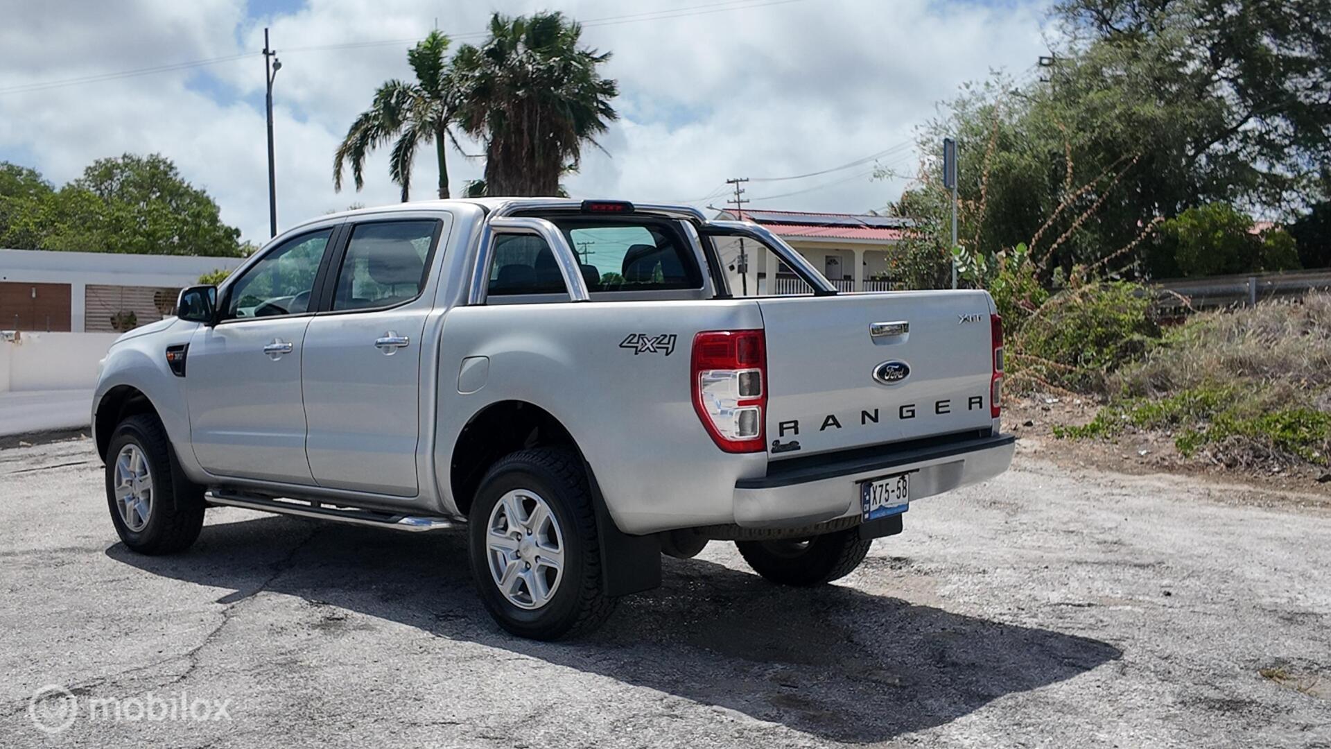 Ford Ranger XLT photo 4
