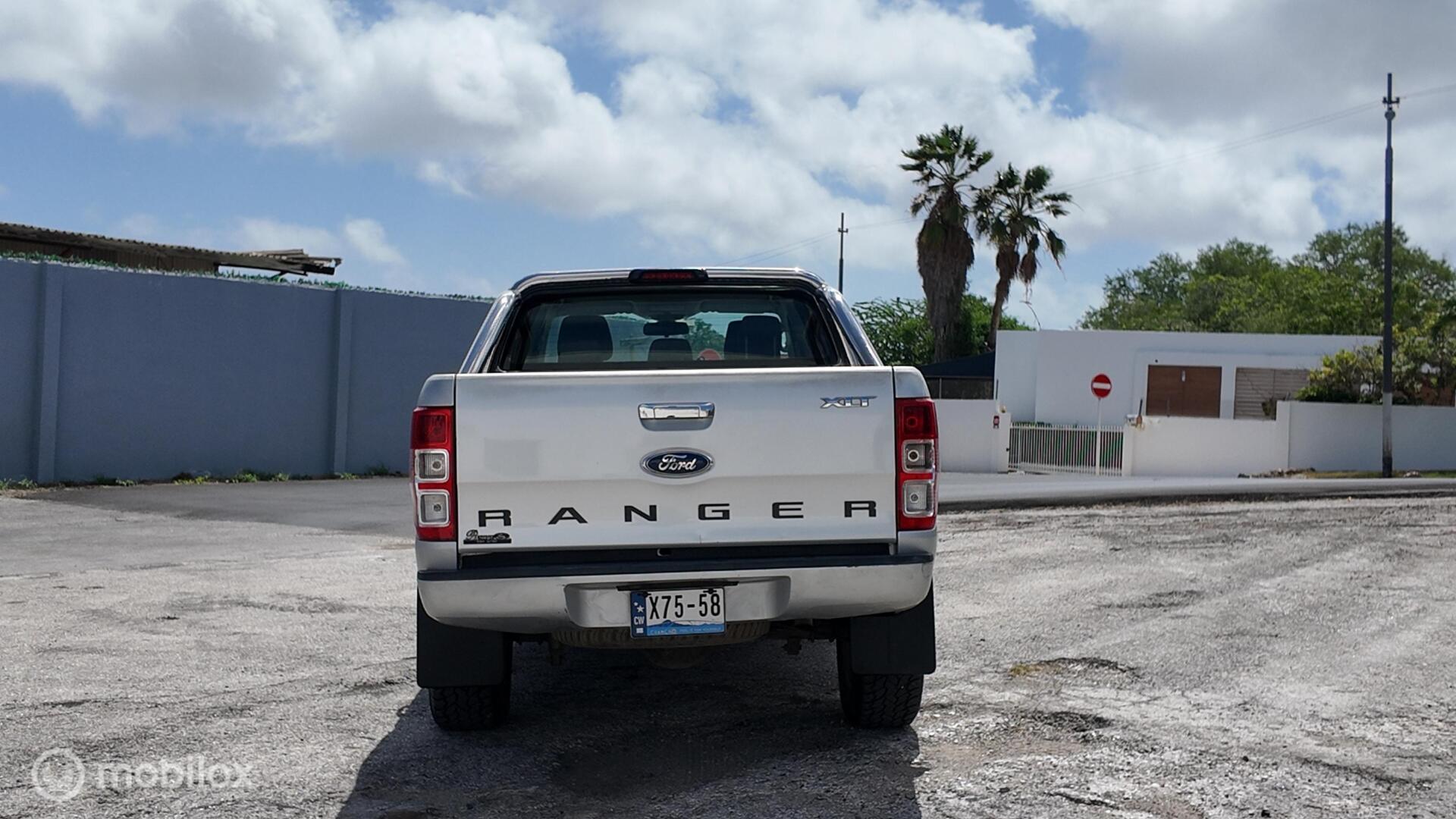 Ford Ranger XLT photo 5
