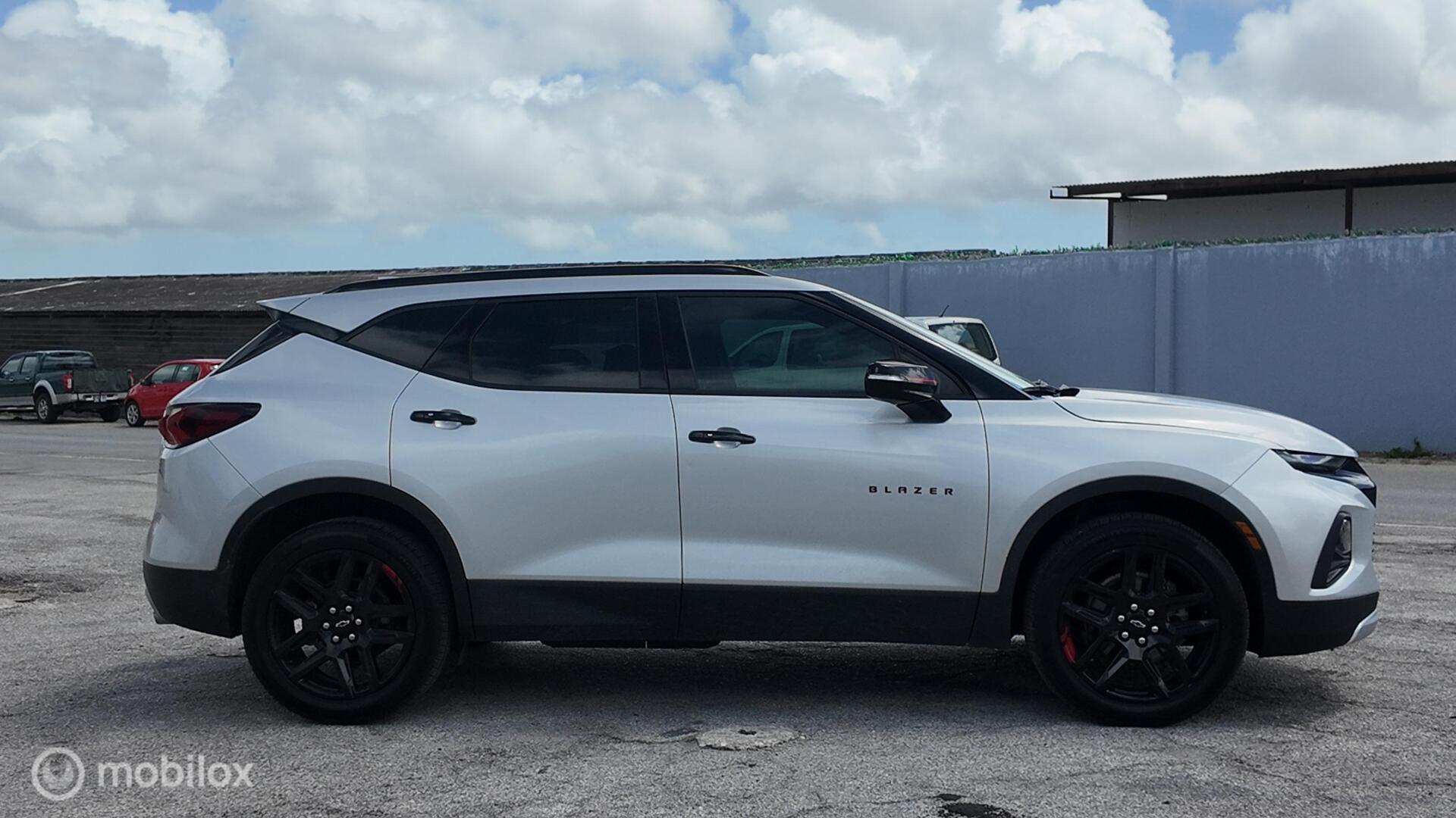Chevrolet Blazer photo 7