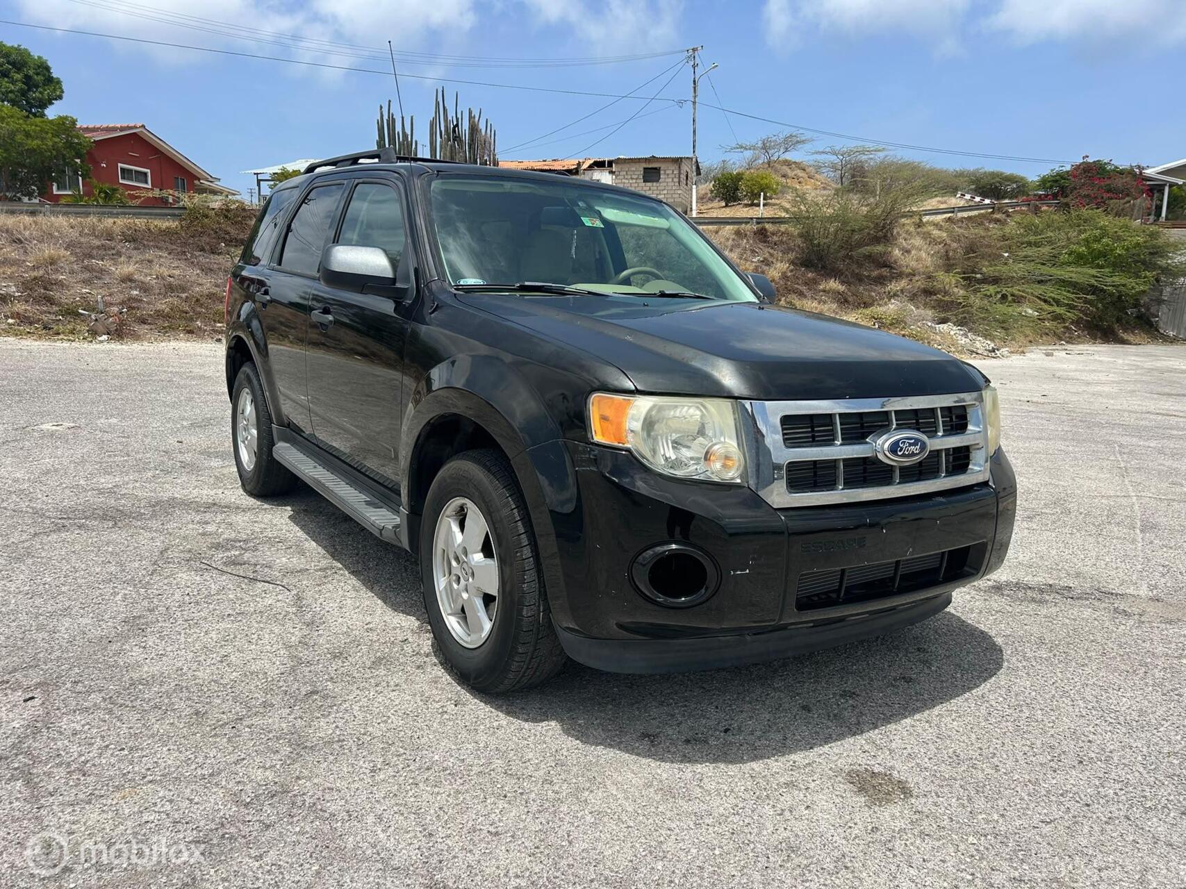 Ford Escape XLT photo 6