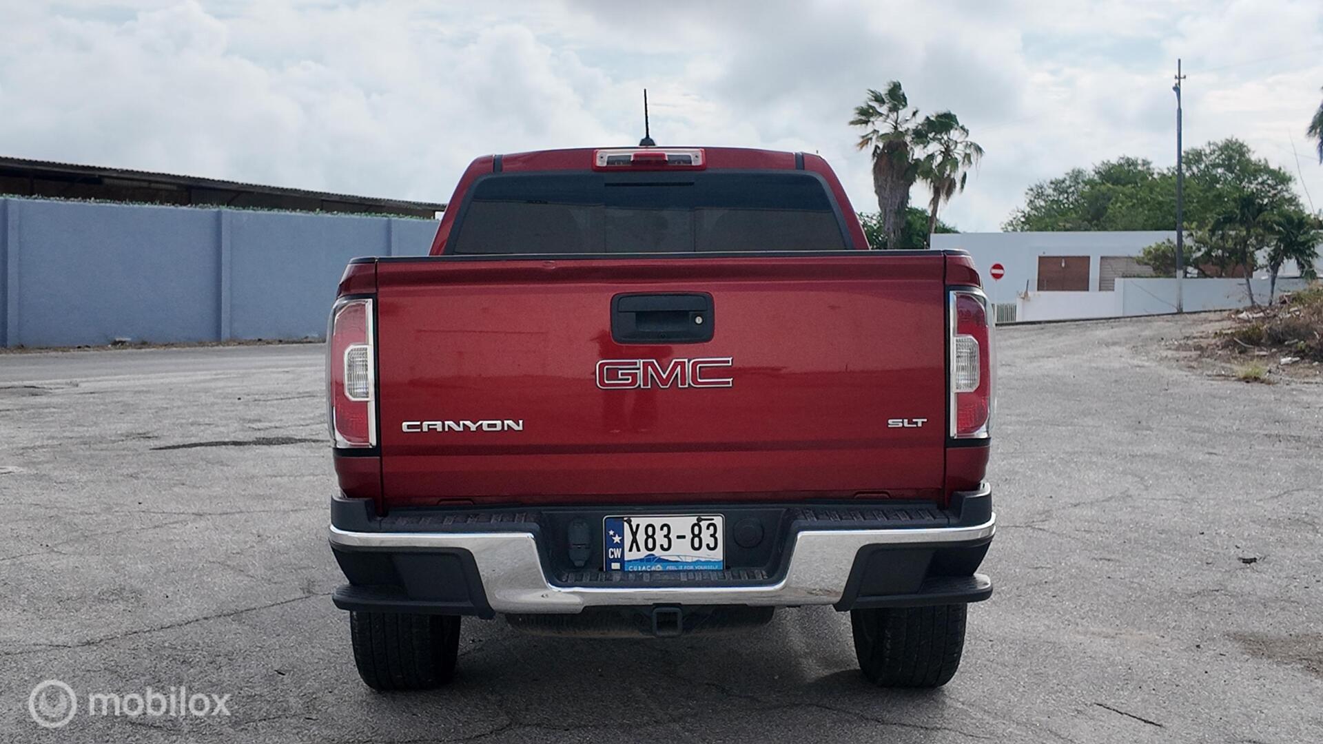 GMC Canyon photo 5