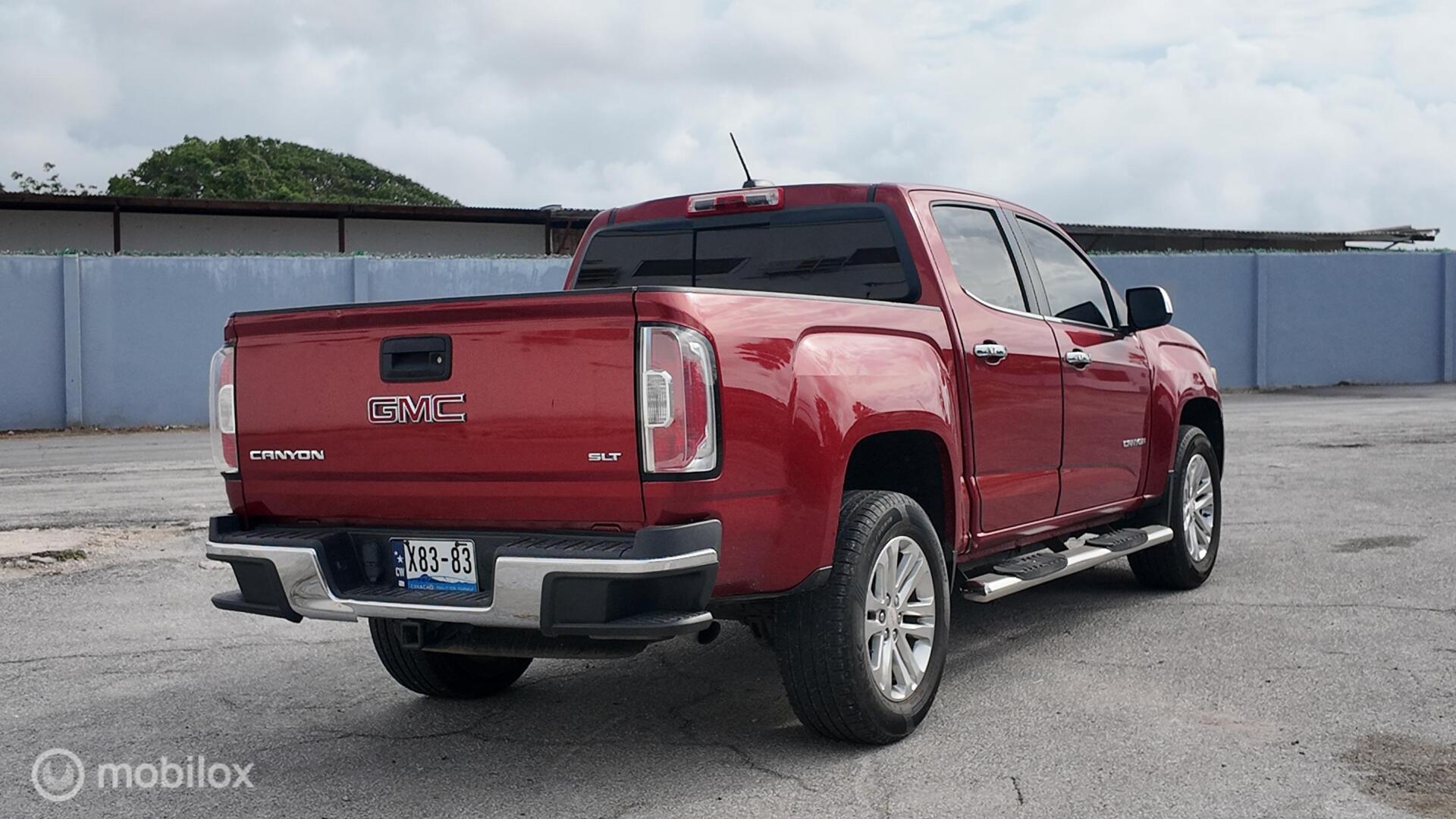 GMC Canyon photo 6