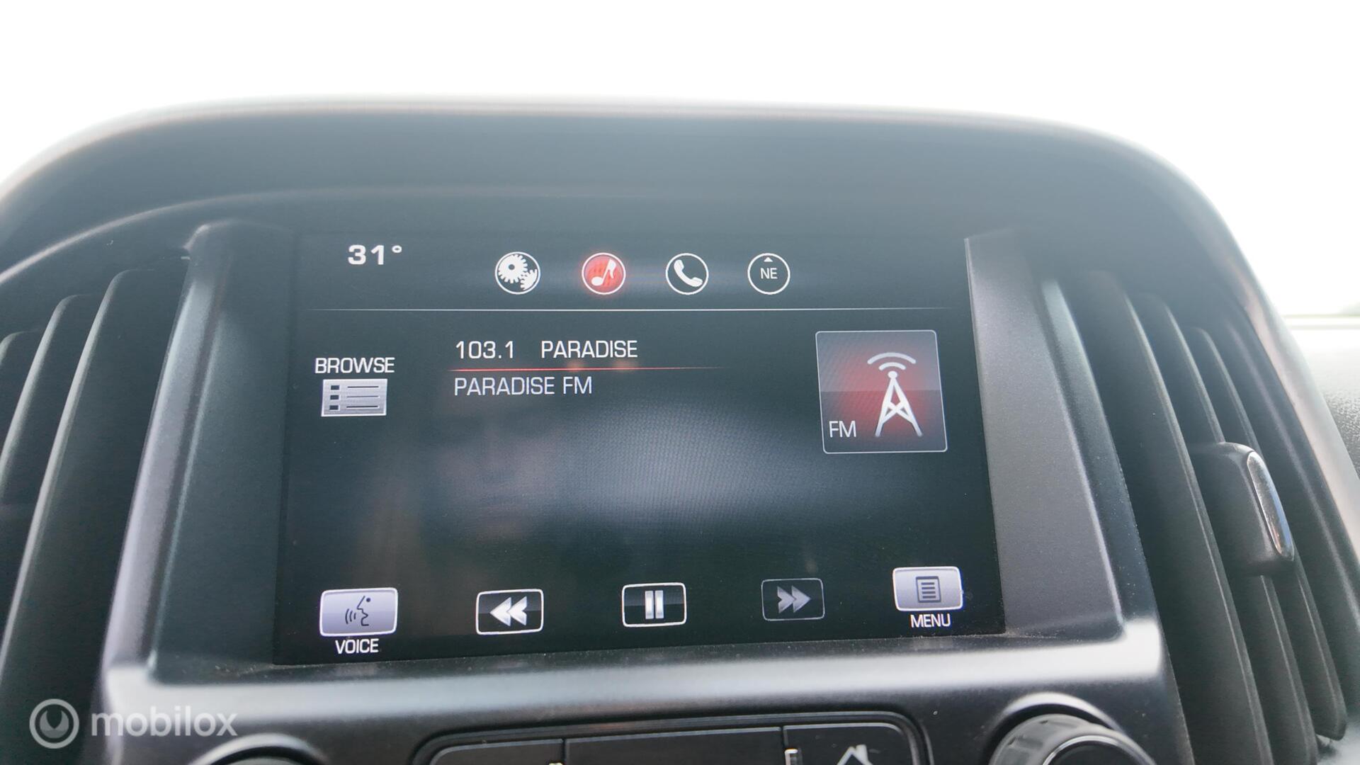 GMC Canyon photo 16