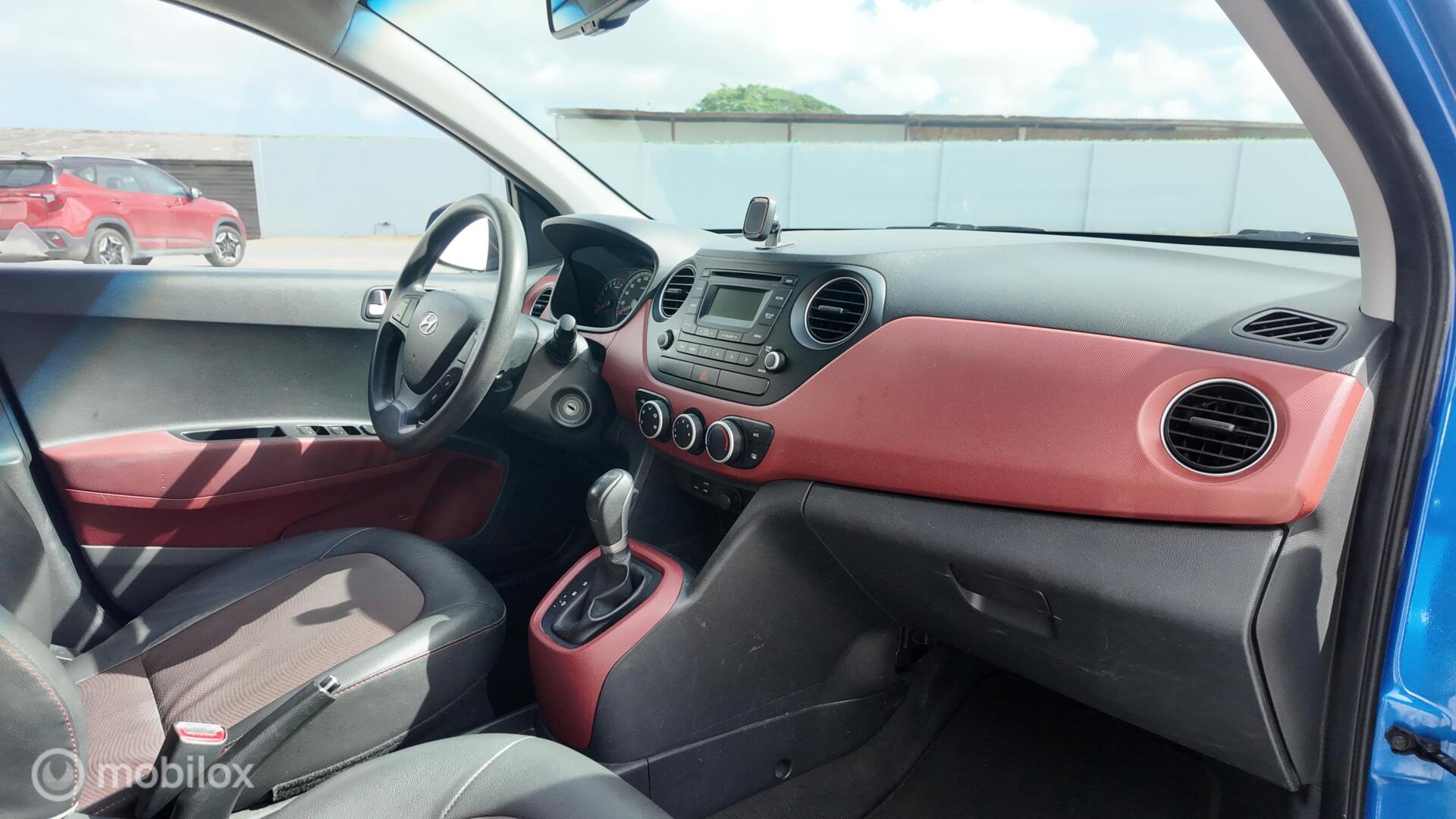 Hyundai Grand i10 photo 18