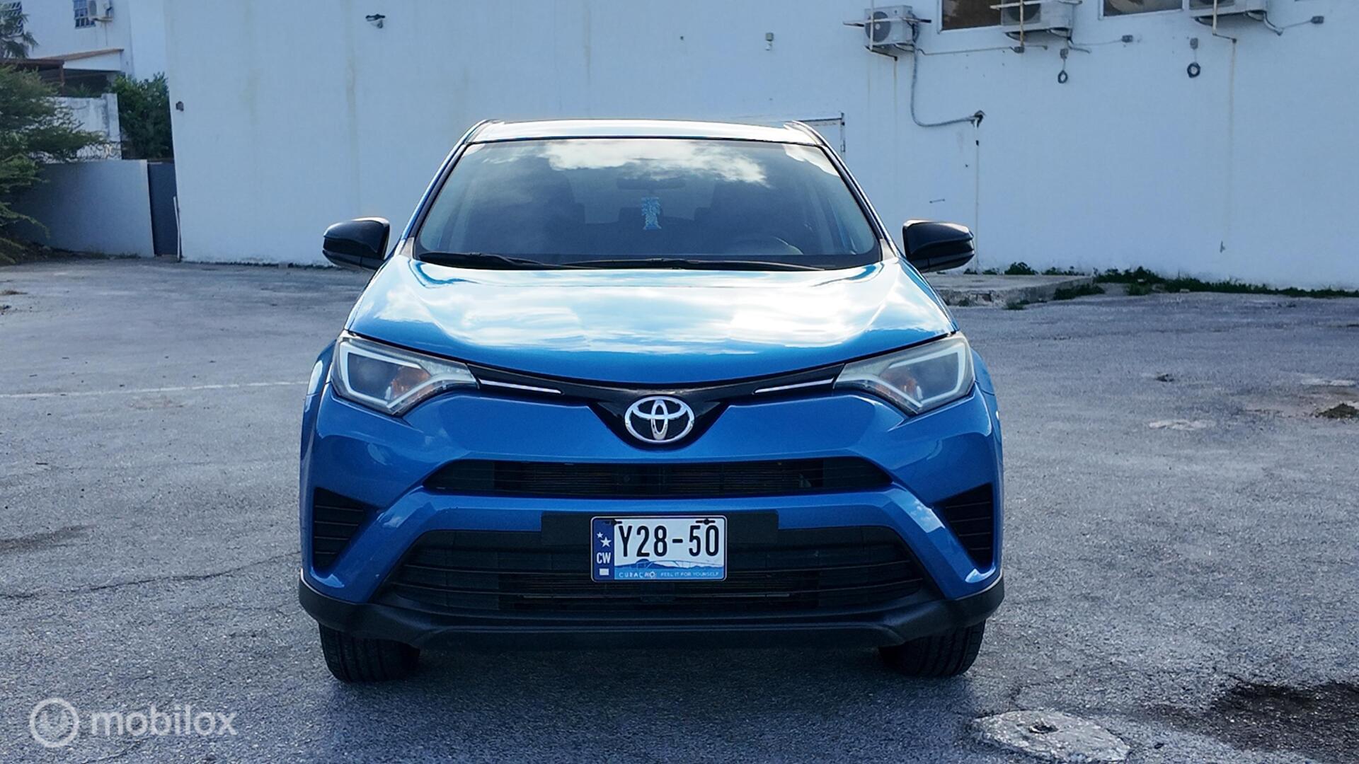 Toyota RAV4 photo 9