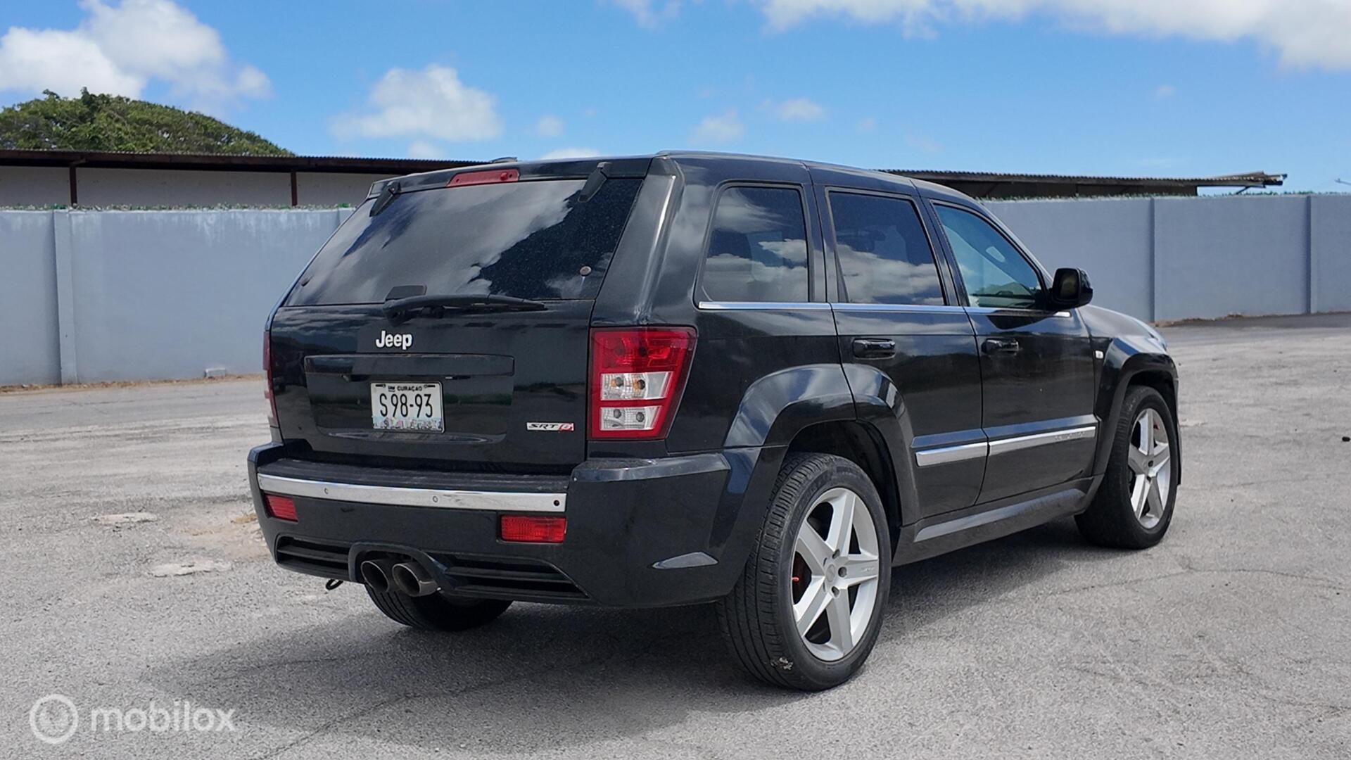 Jeep Grand Cherokee photo 6