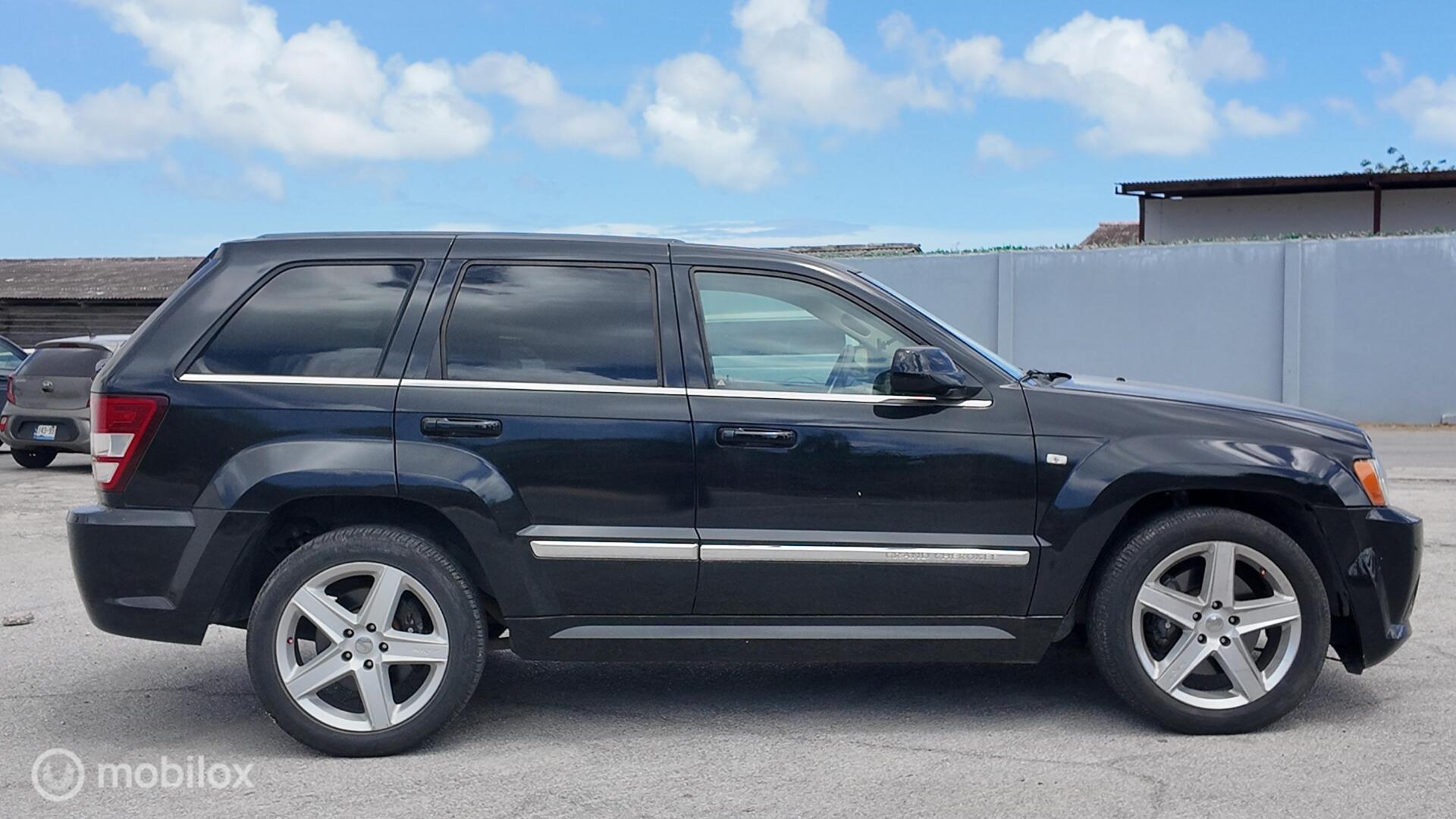 Jeep Grand Cherokee photo 7