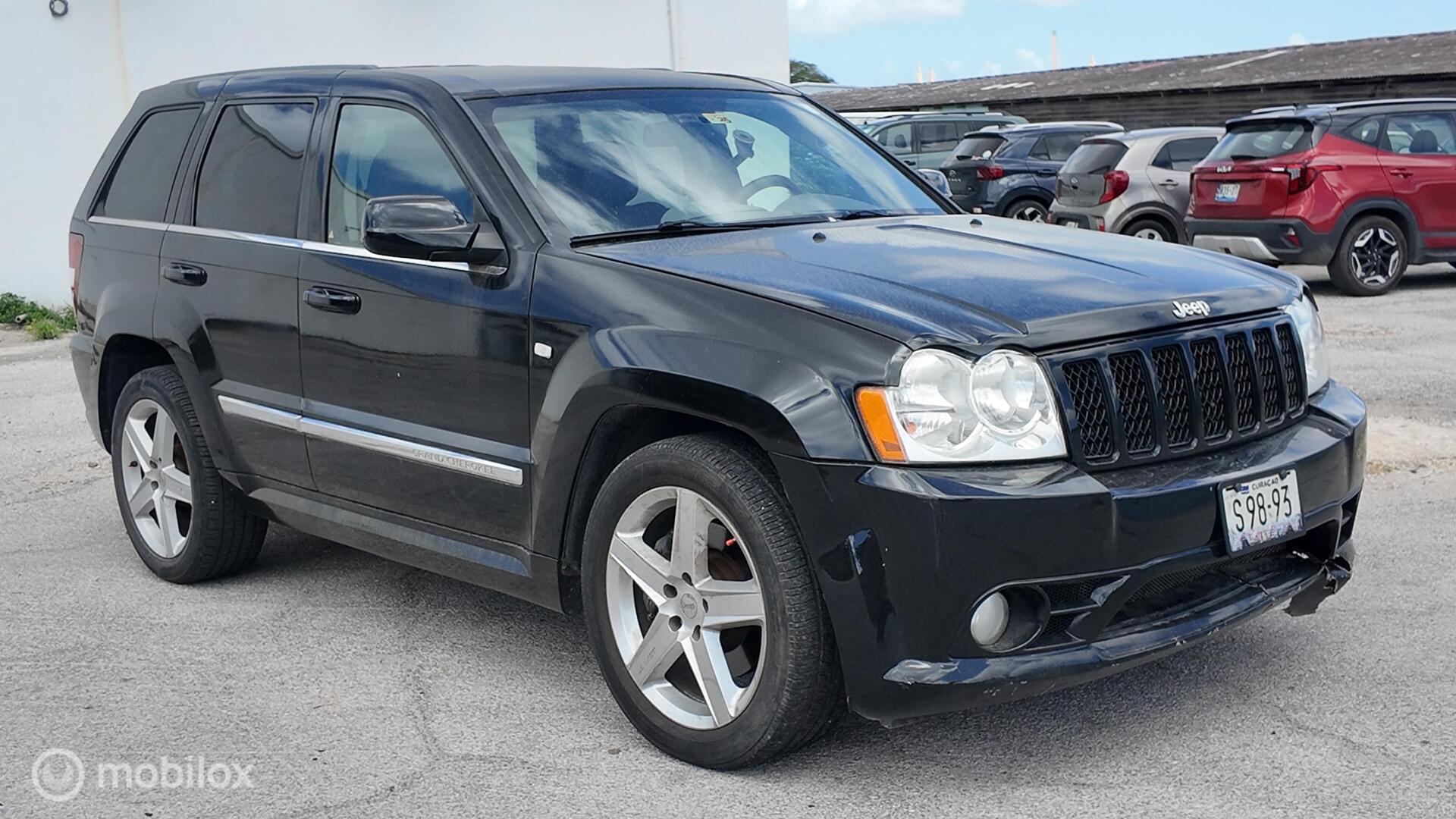 Jeep Grand Cherokee photo 8
