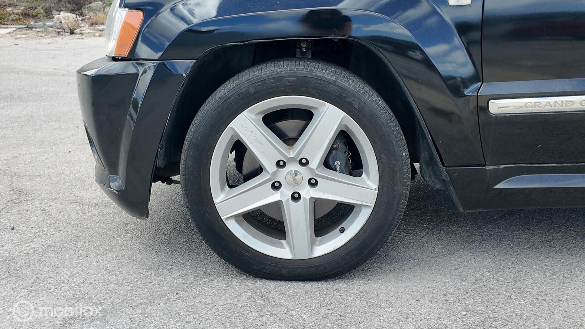 Jeep Grand Cherokee photo 10
