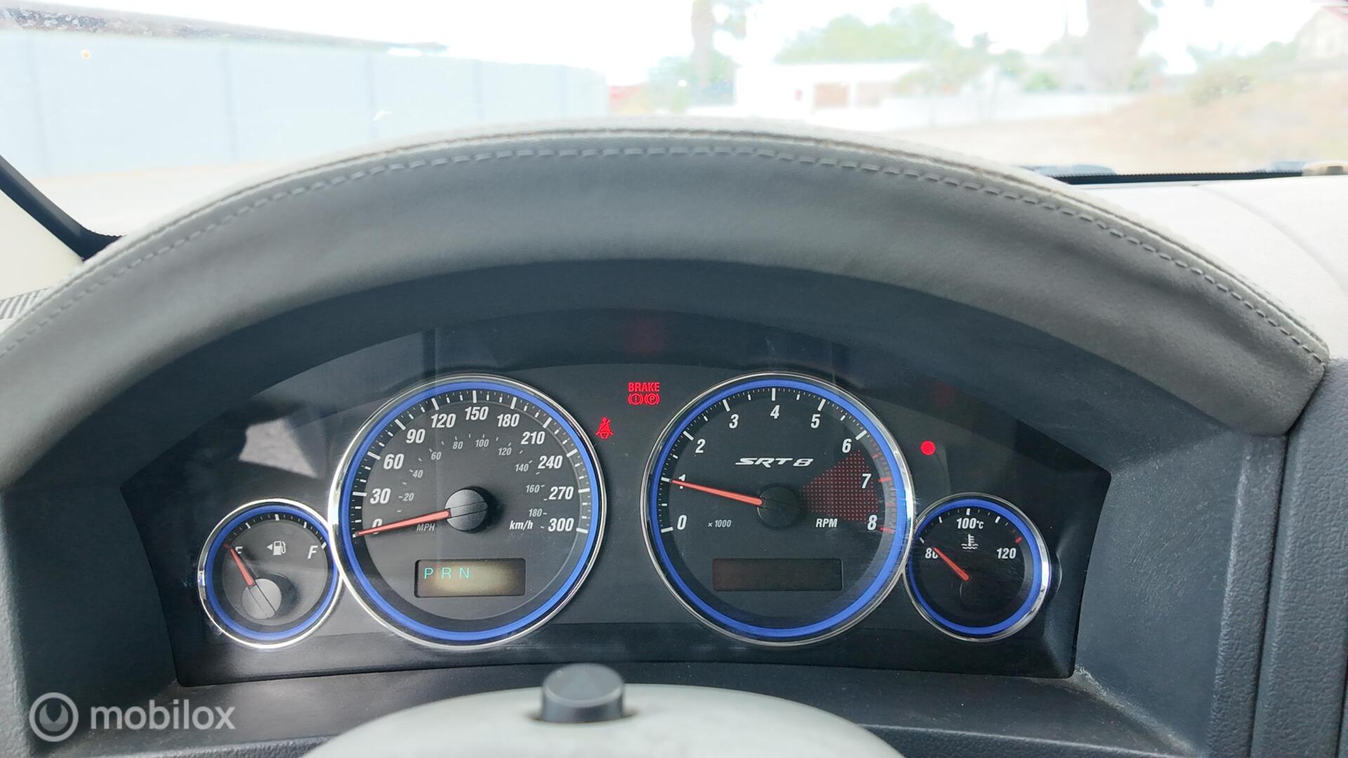 Jeep Grand Cherokee photo 15