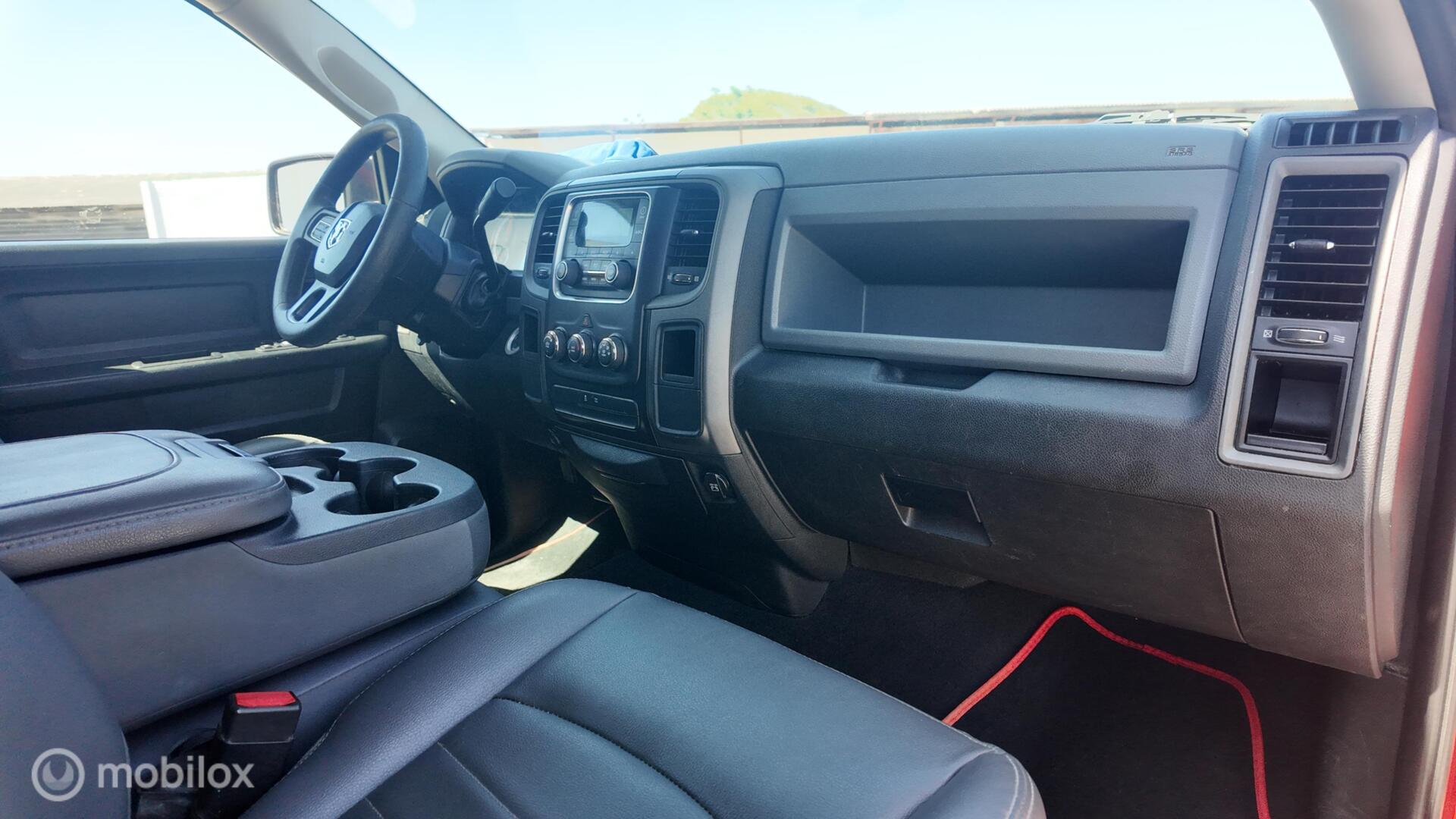 Dodge Ram 1500 photo 18