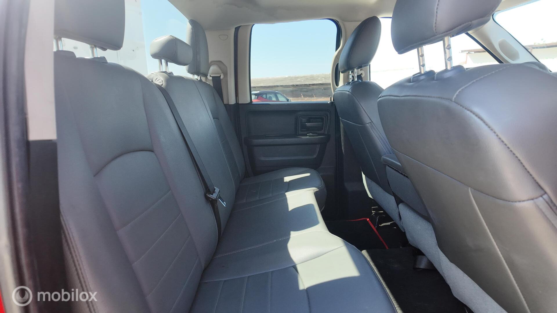 Dodge Ram 1500 photo 19