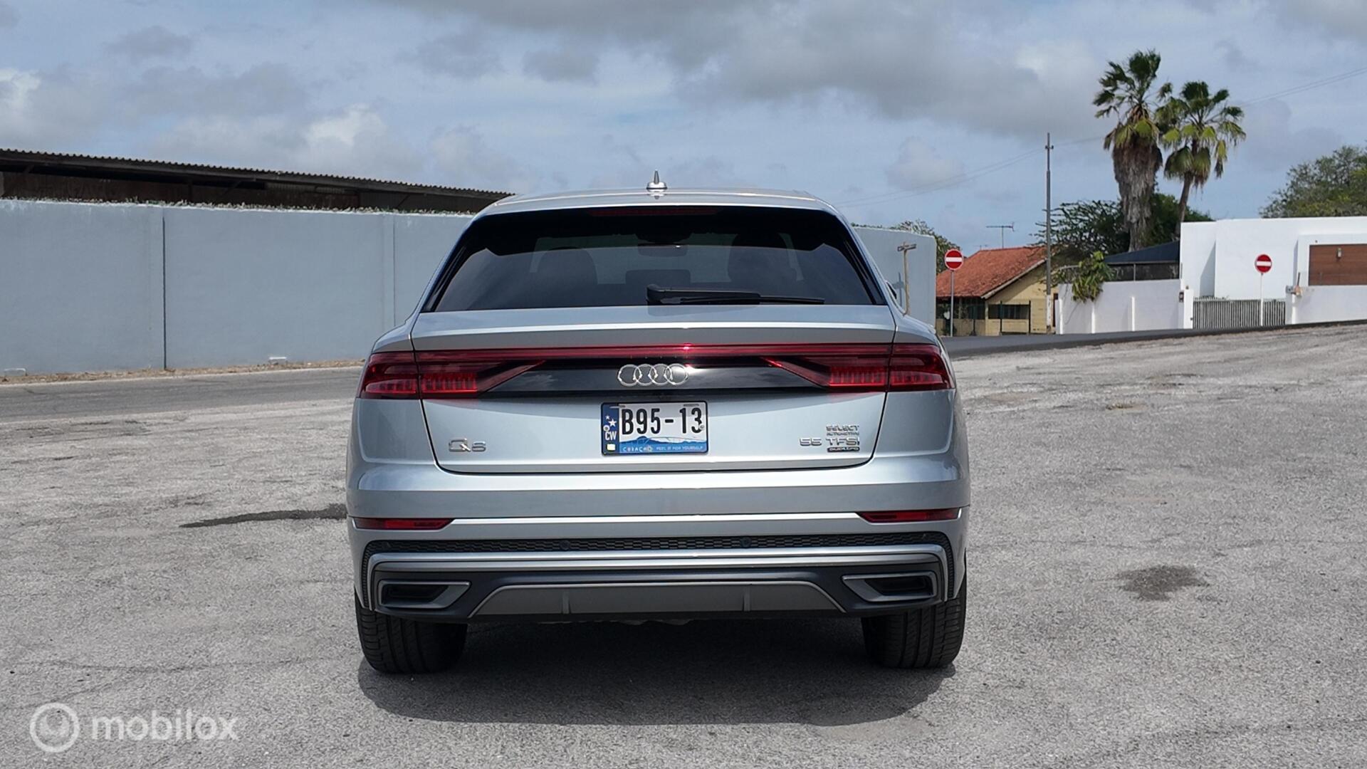 Audi Q8 photo 5
