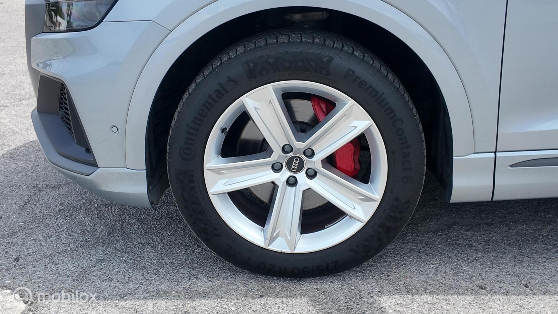 Audi Q8 photo 10
