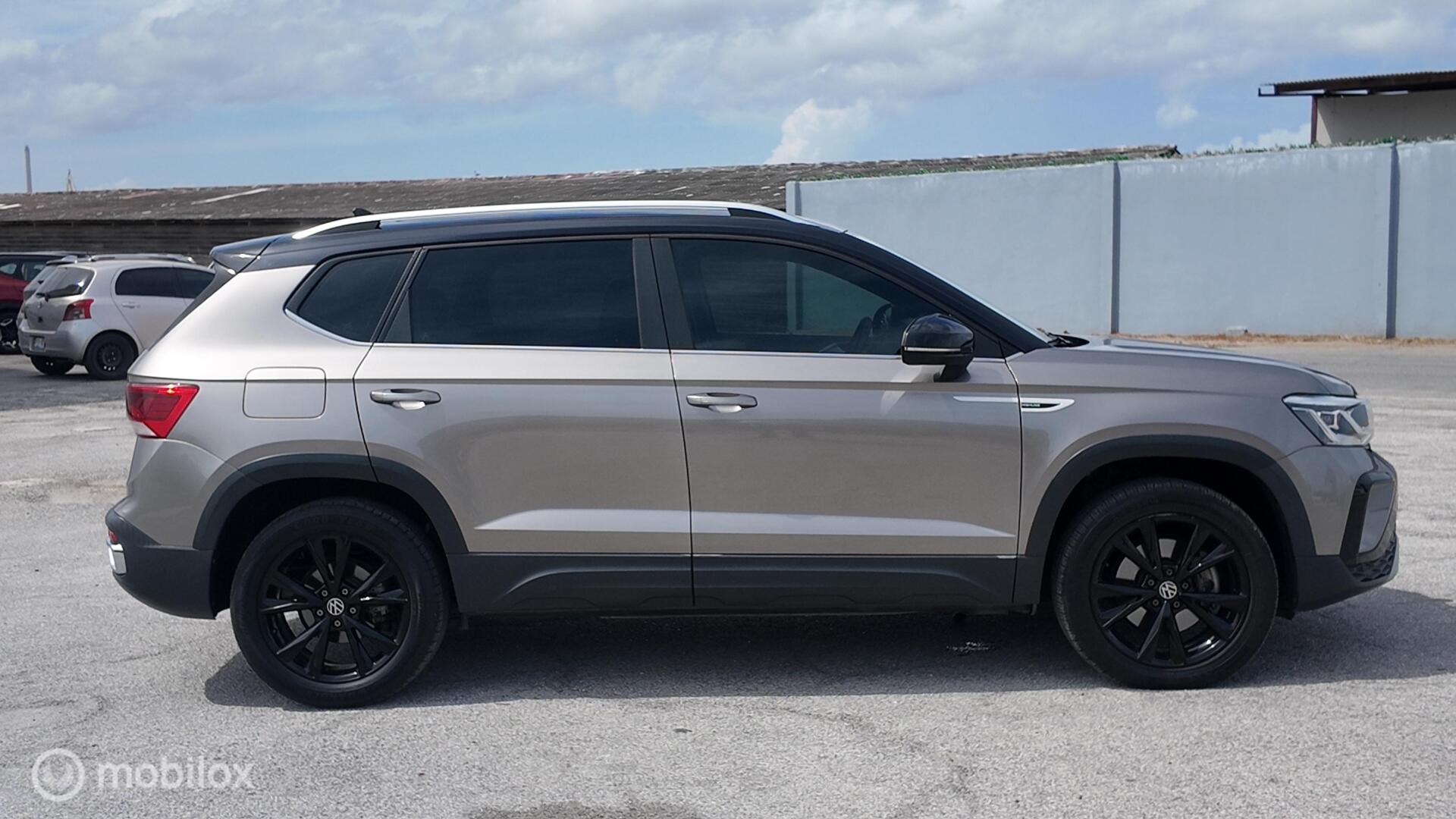 Volkswagen Taos photo 7