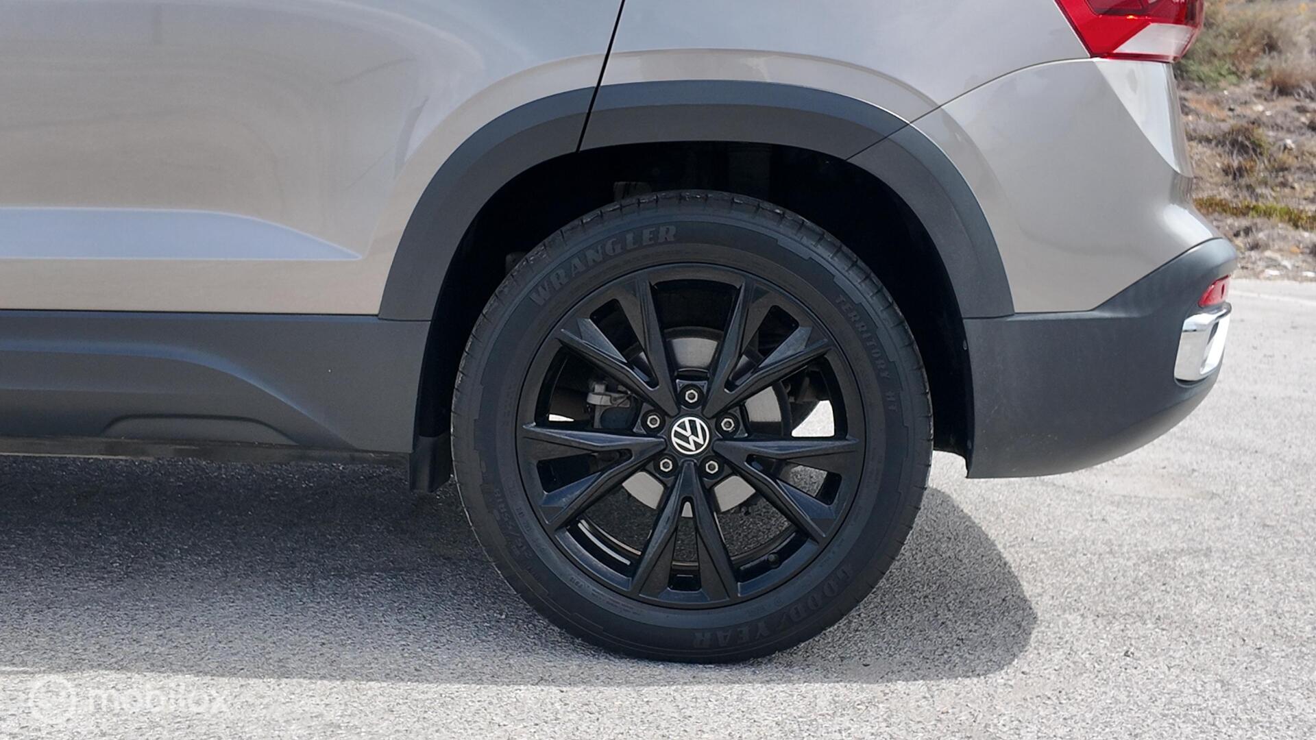 Volkswagen Taos photo 10