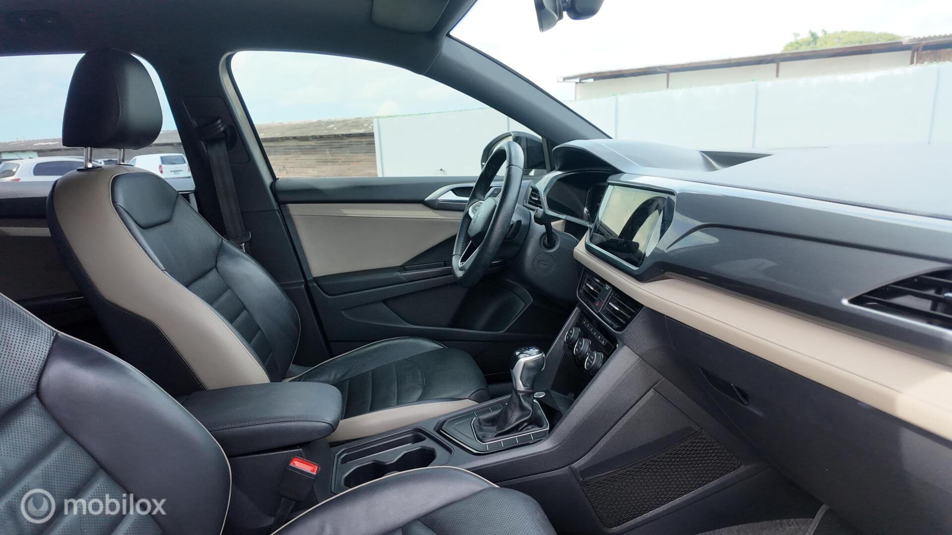 Volkswagen Taos photo 18