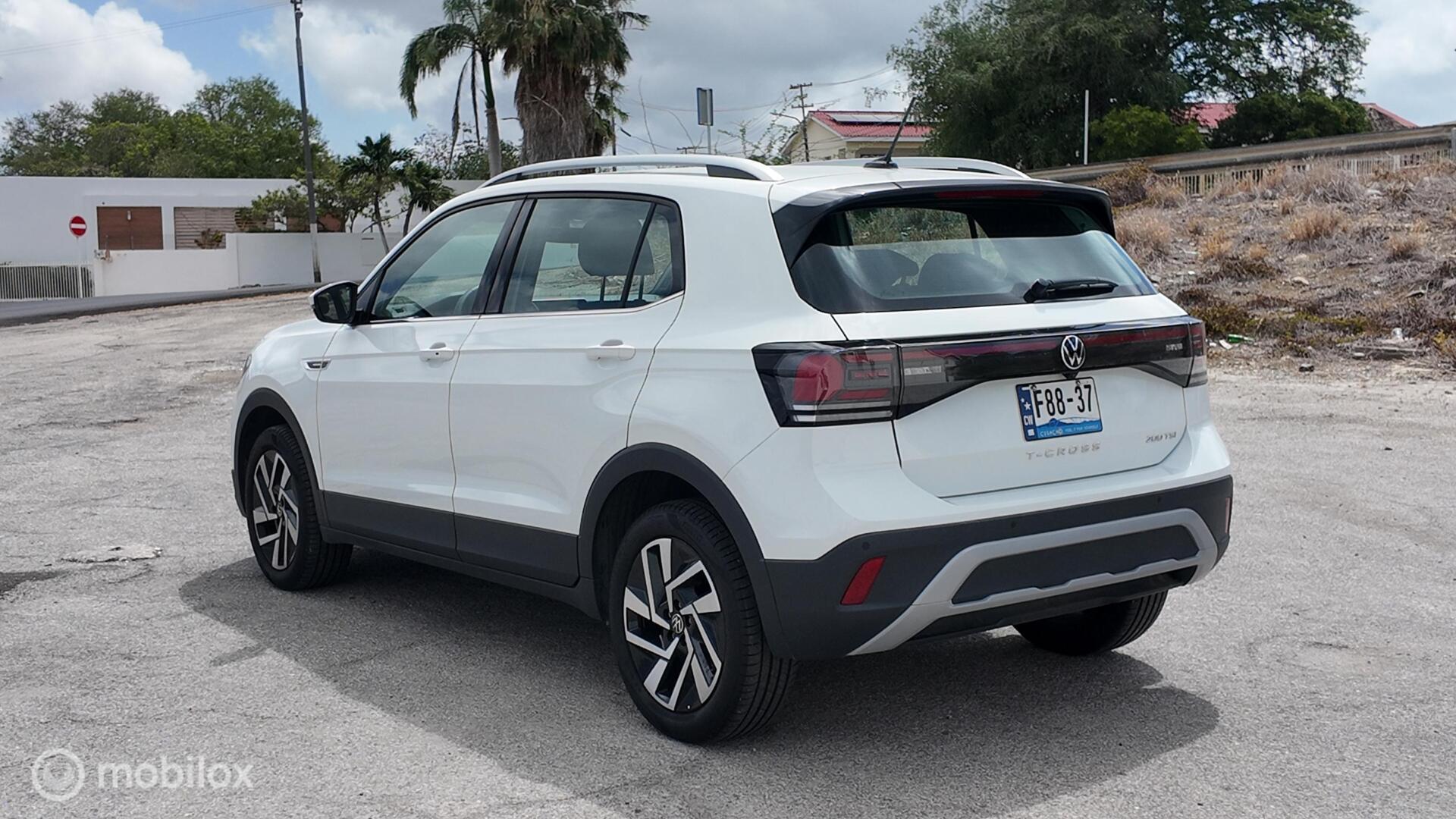 Volkswagen T-Cross photo 4