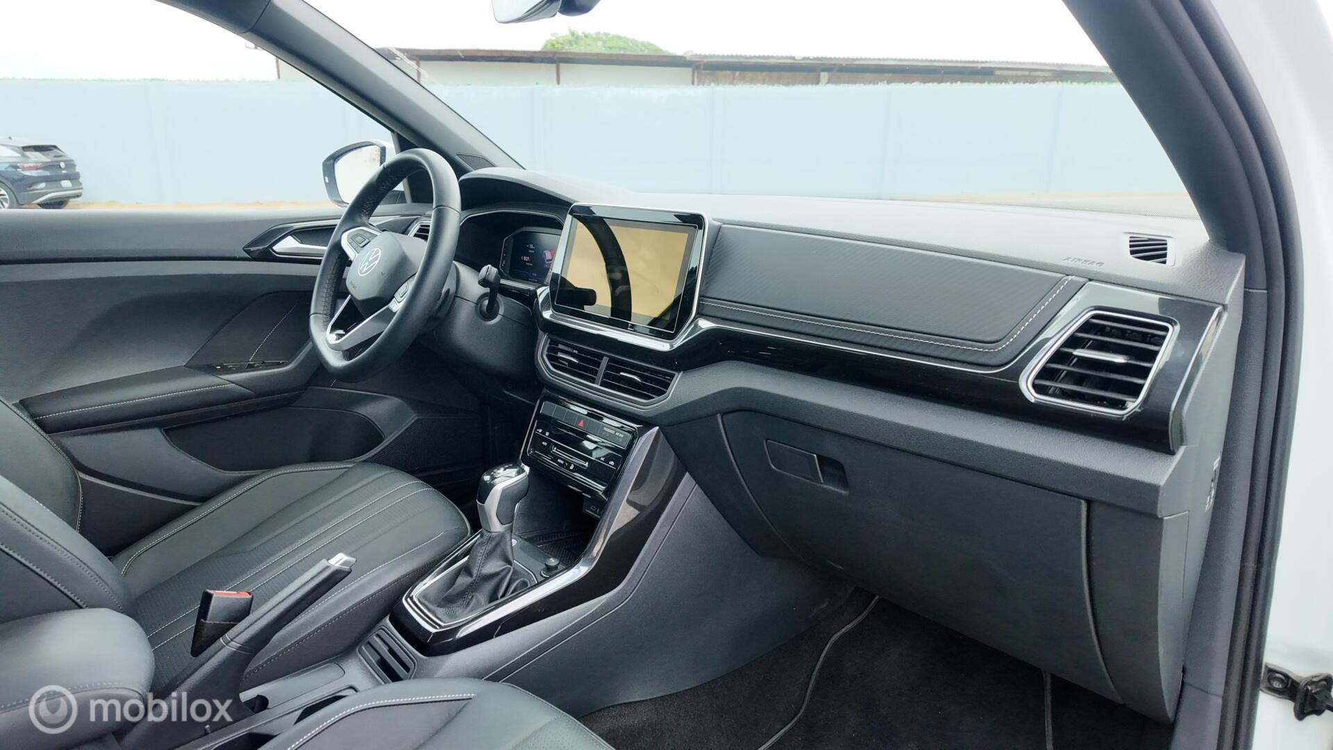 Volkswagen T-Cross photo 19