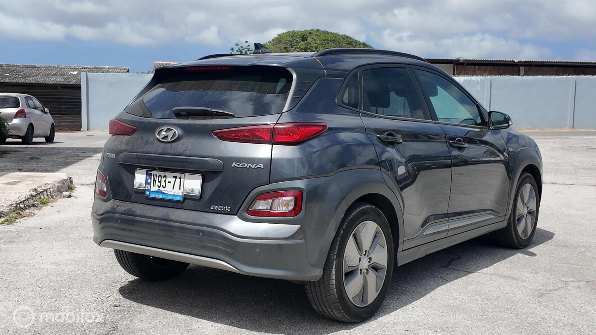 Hyundai Kona photo 6