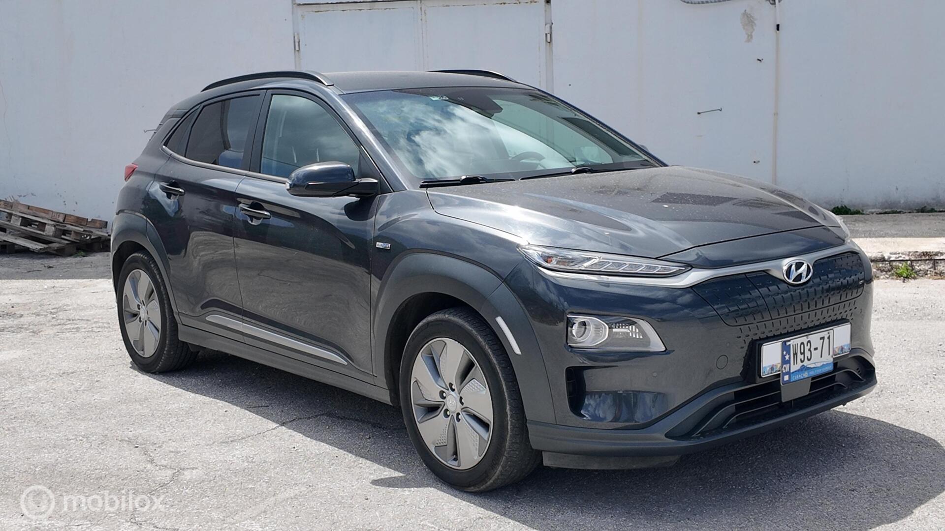 Hyundai Kona photo 8