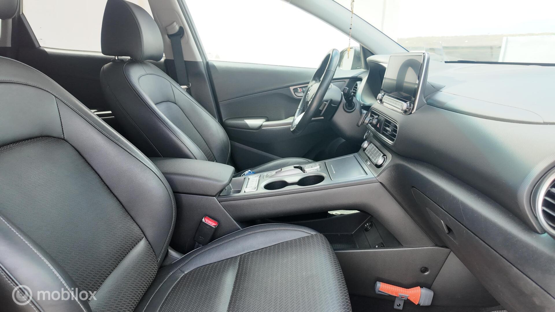 Hyundai Kona photo 18