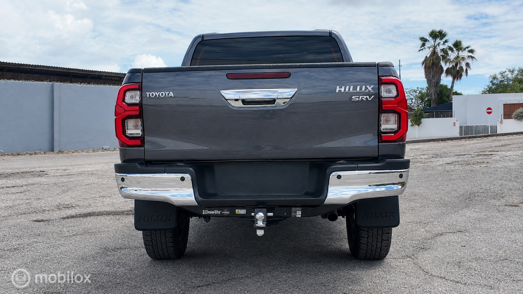 Toyota Hilux SRV photo 5