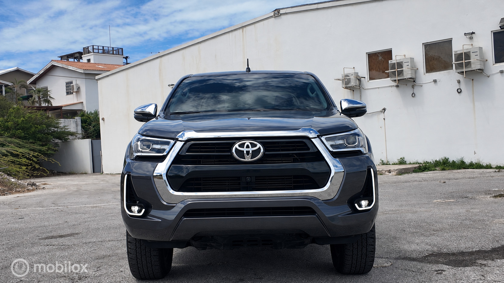 Toyota Hilux SRV photo 9