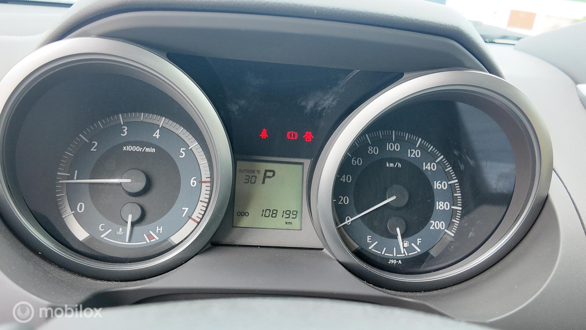 Toyota Land Cruiser Prado photo 14