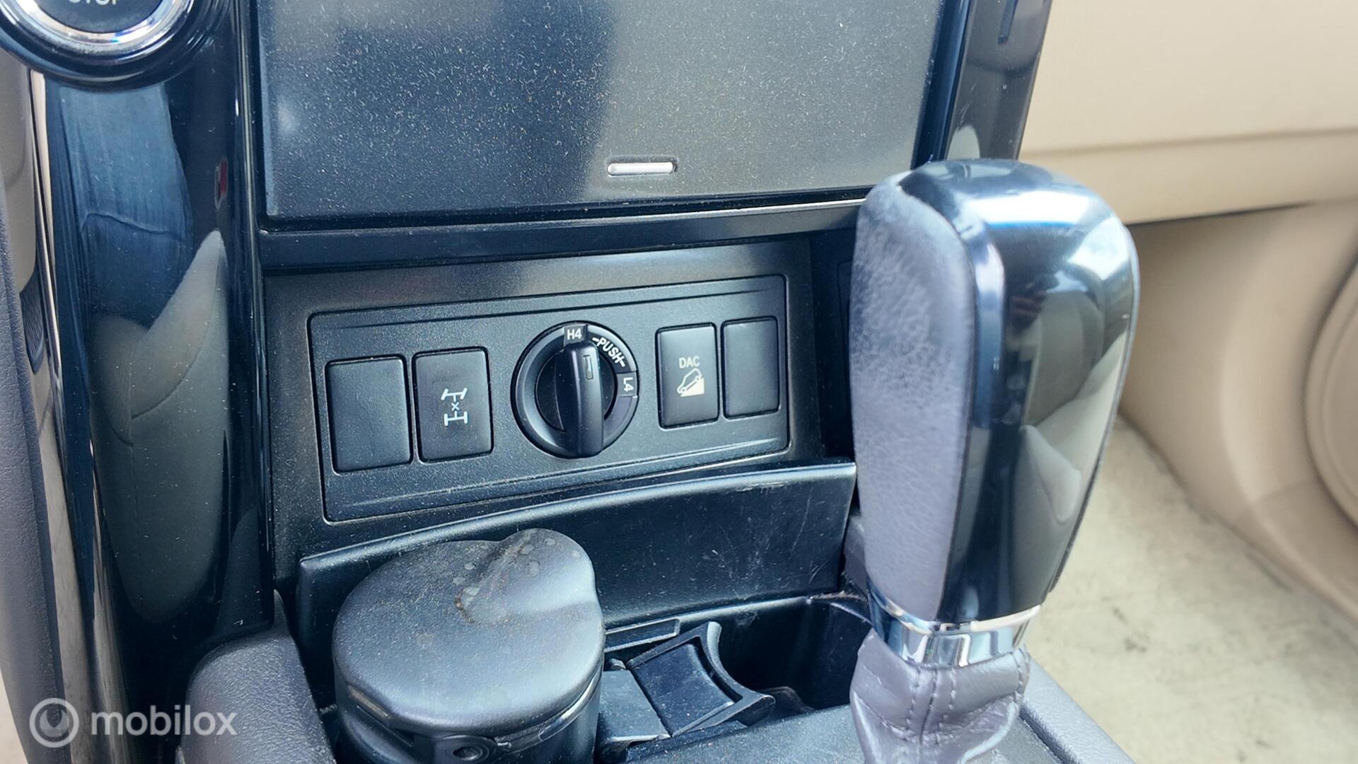 Toyota Land Cruiser Prado photo 18