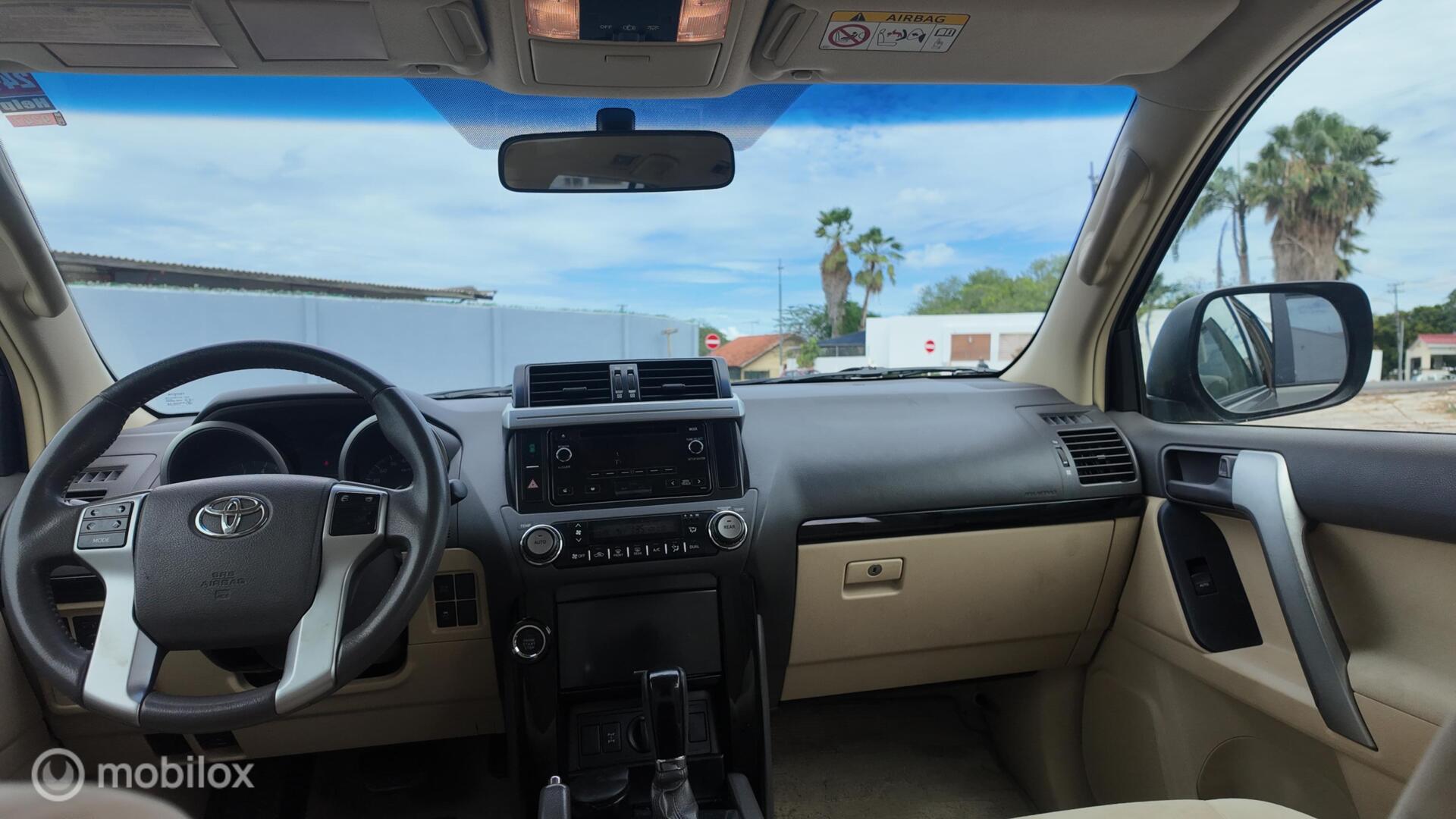 Toyota Land Cruiser Prado photo 19