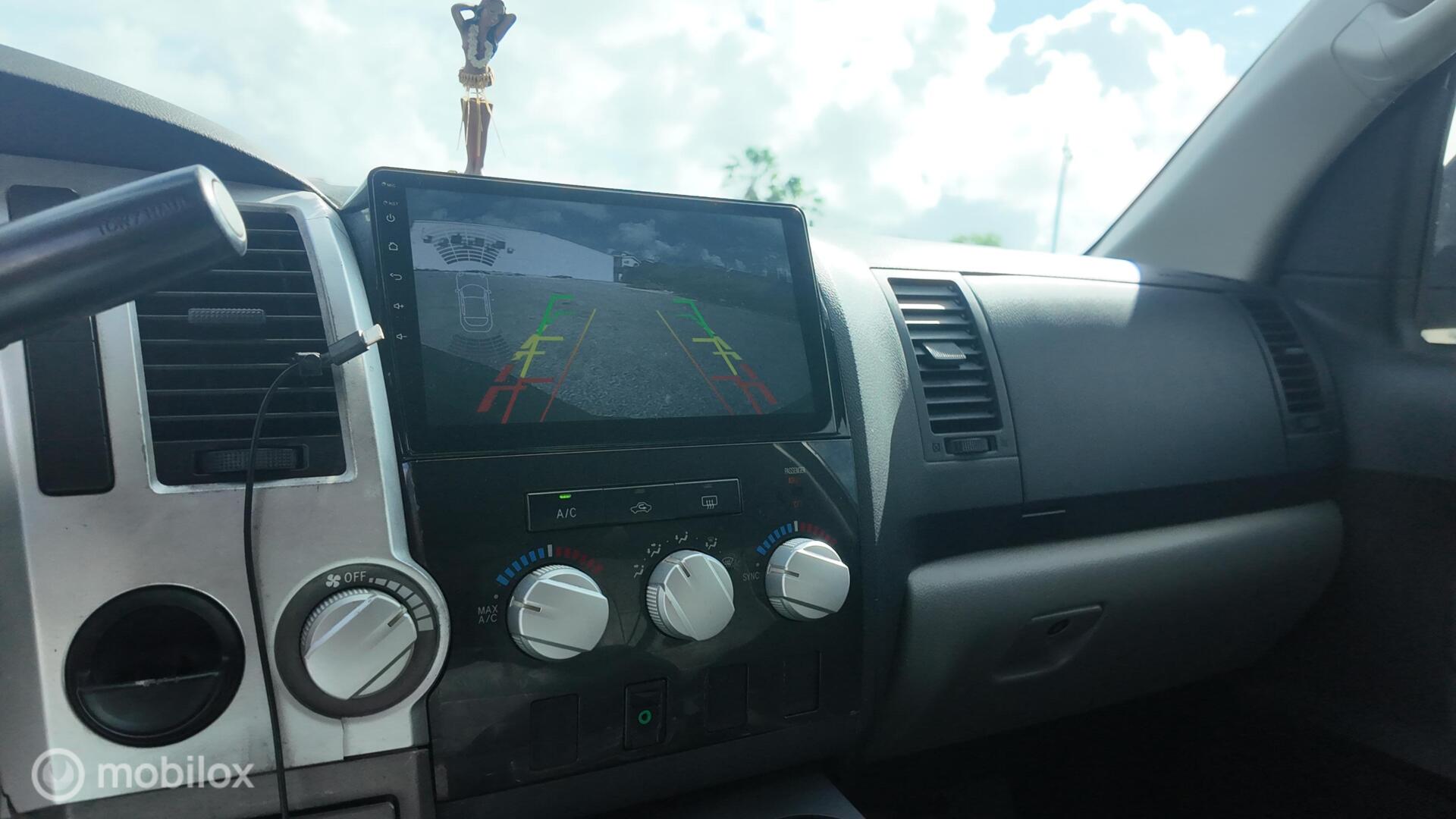 Toyota Tundra SR5 photo 17