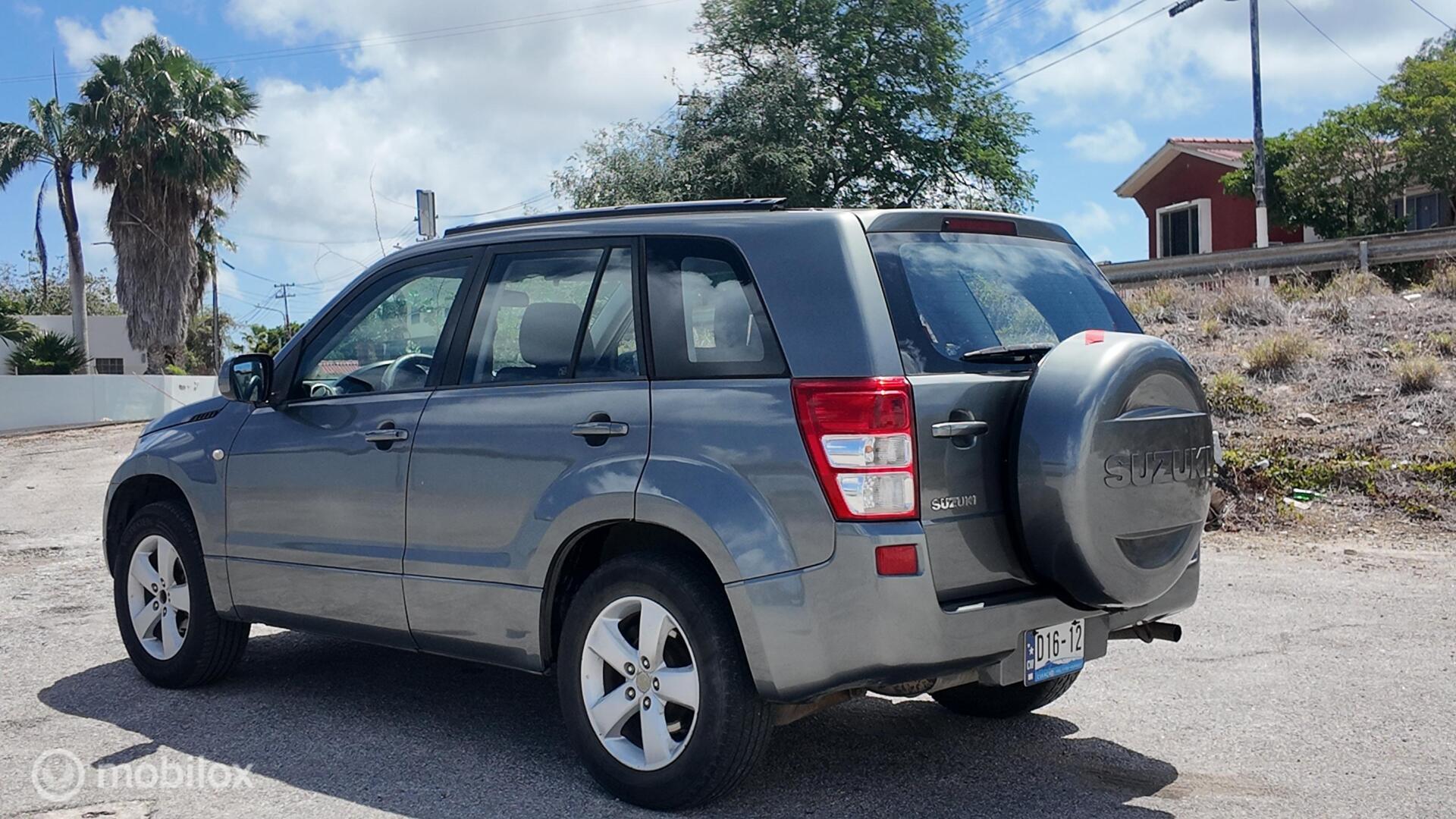 Suzuki Grand Vitara photo 4