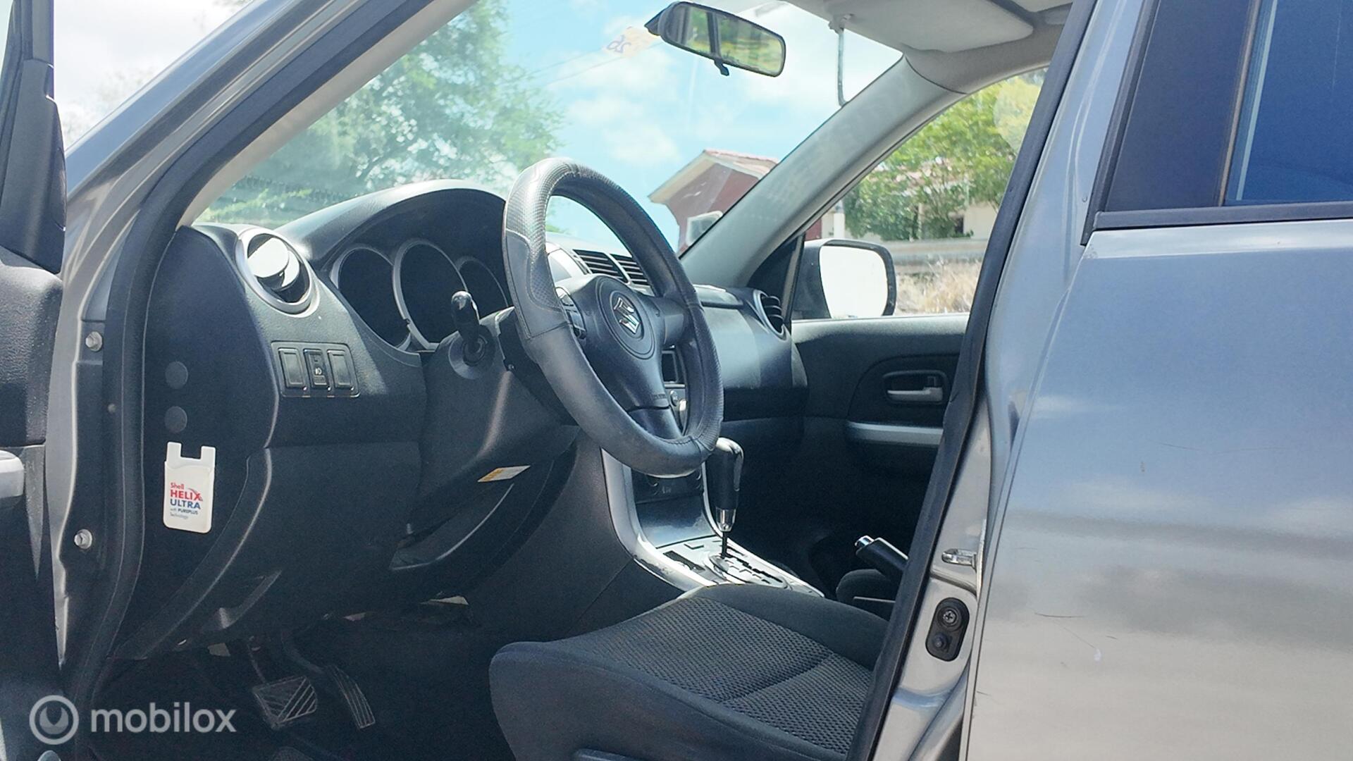 Suzuki Grand Vitara photo 11