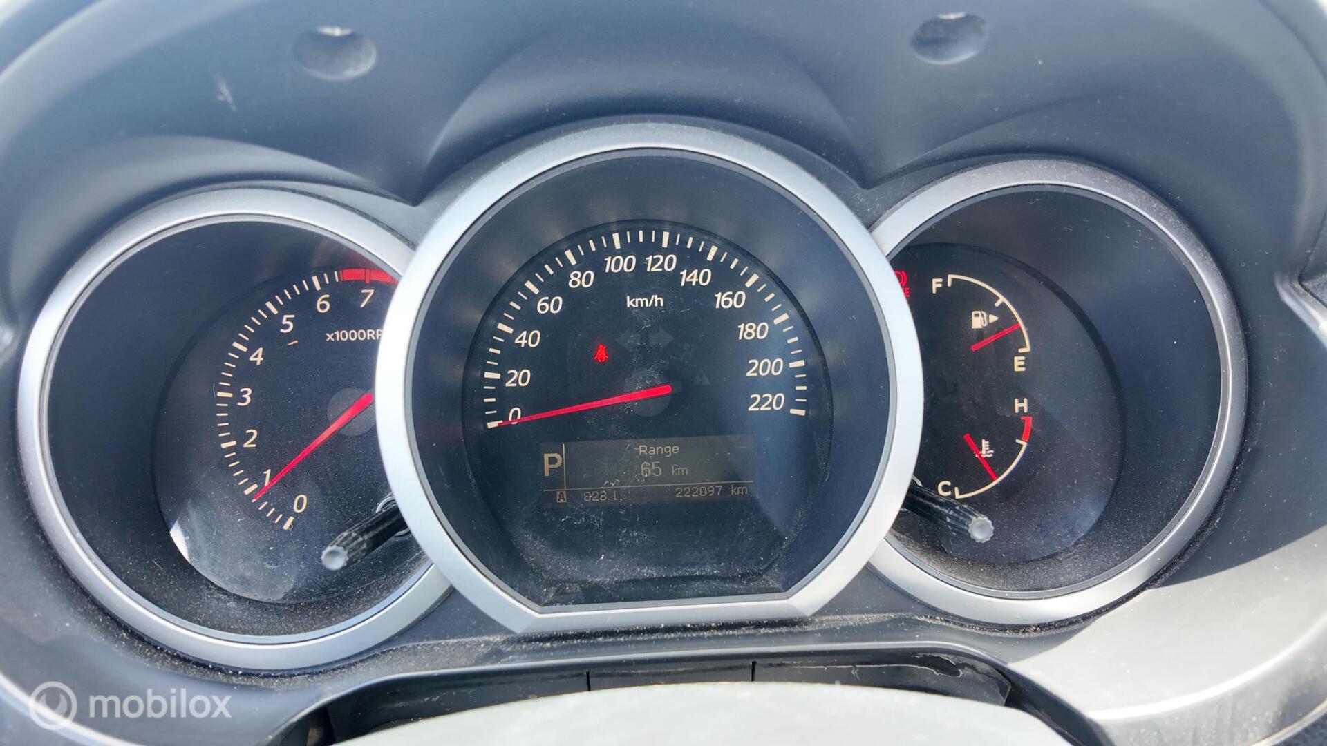 Suzuki Grand Vitara photo 13