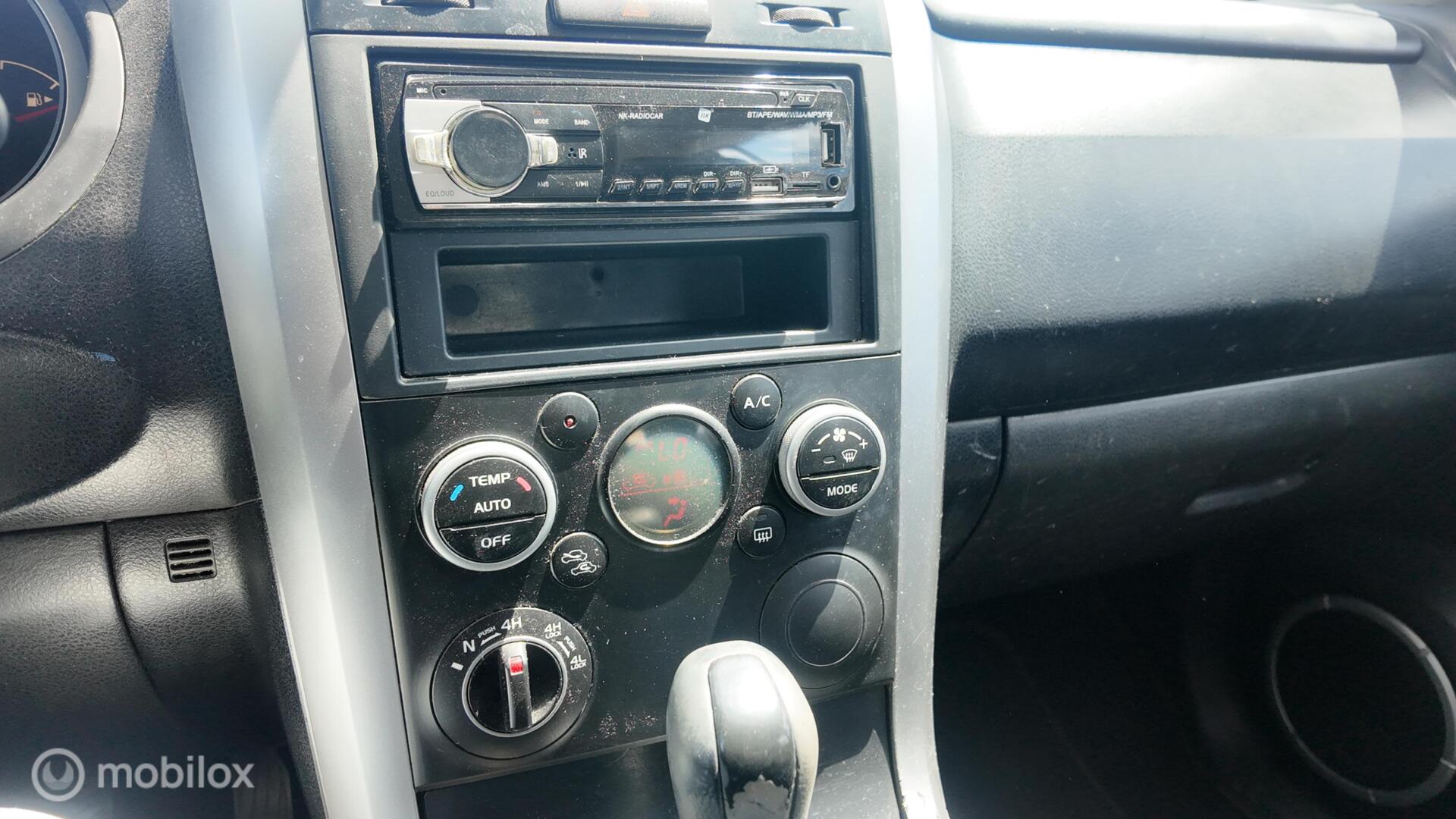 Suzuki Grand Vitara photo 14