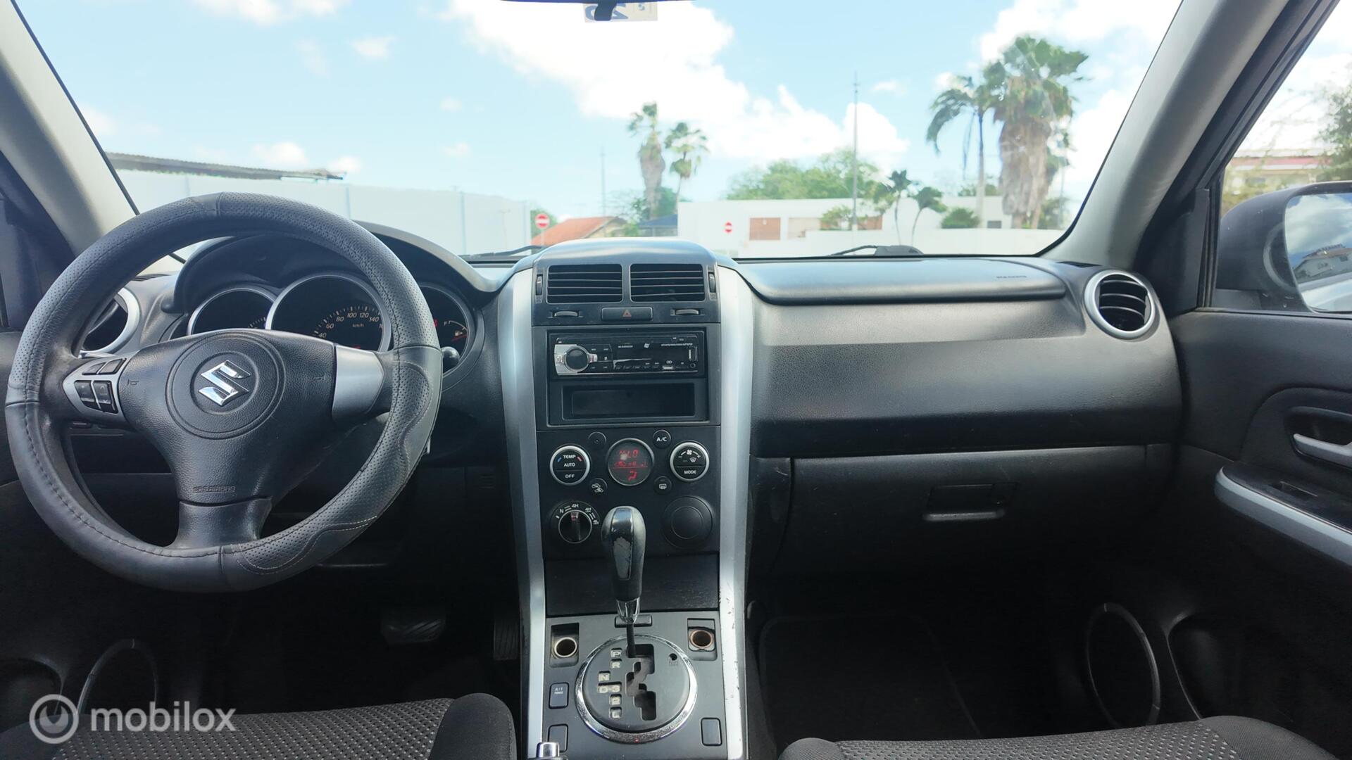 Suzuki Grand Vitara photo 16