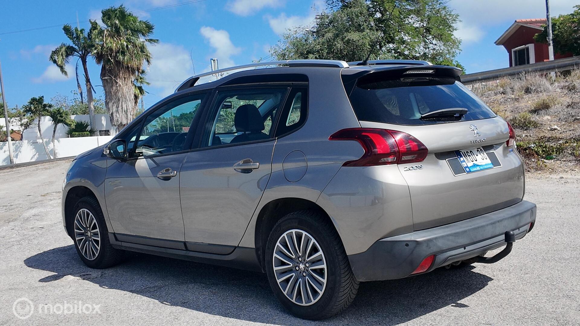 Peugeot 2008 photo 4