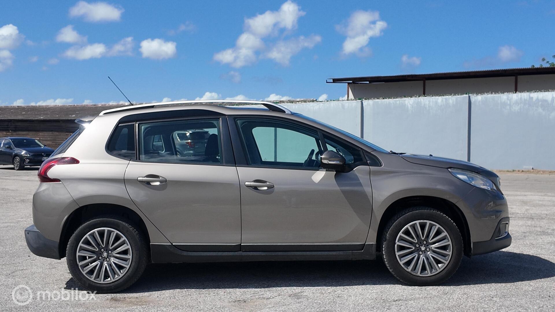 Peugeot 2008 photo 7