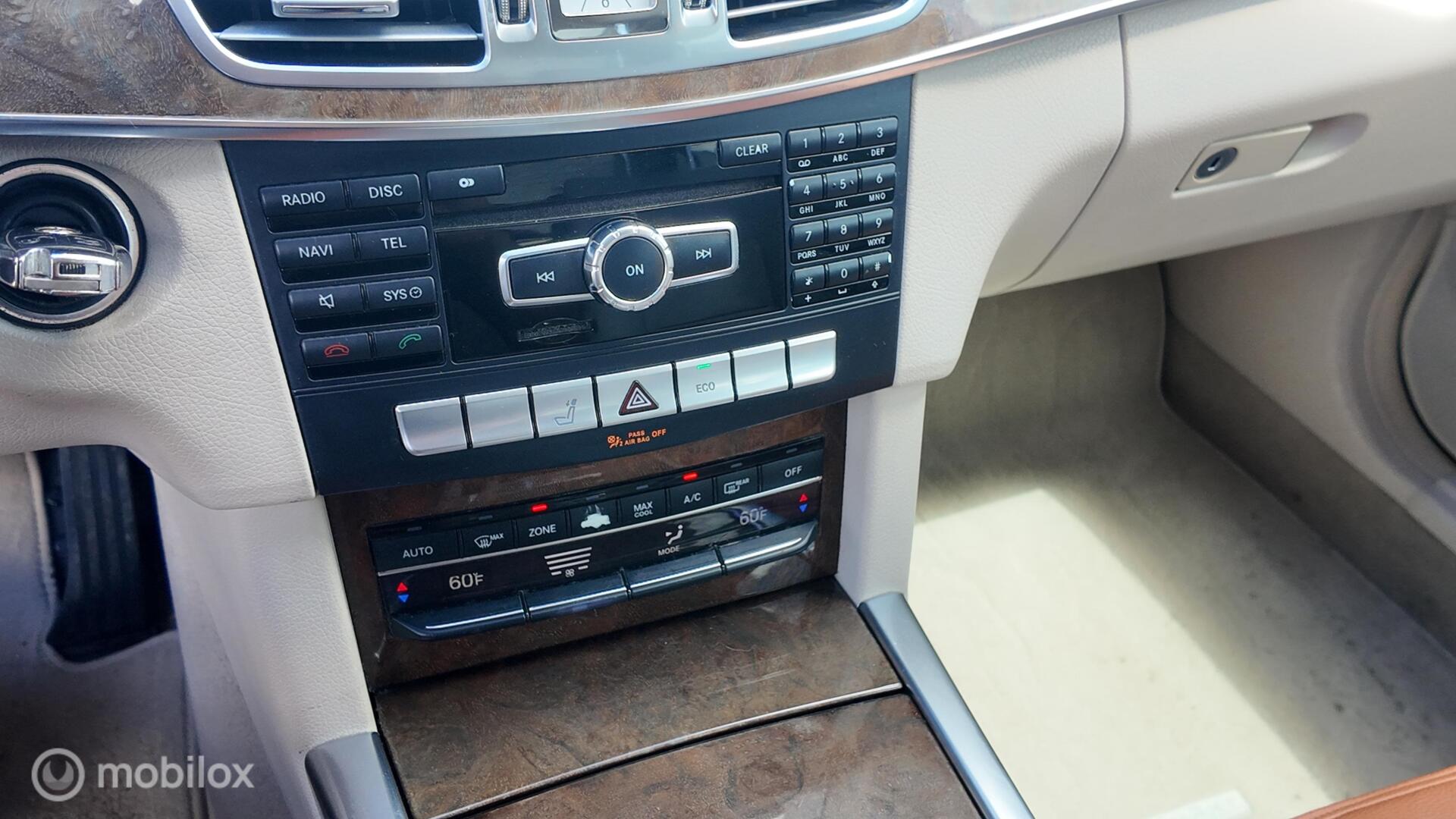 Mercedes-Benz E350 photo 17