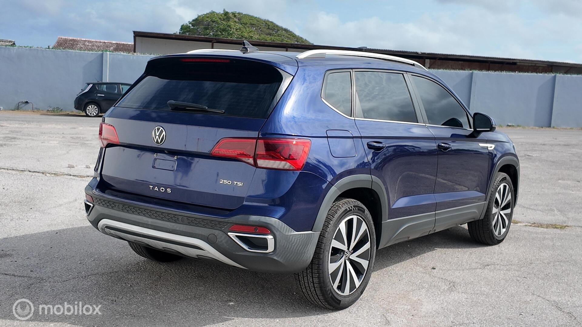 Volkswagen Taos photo 6