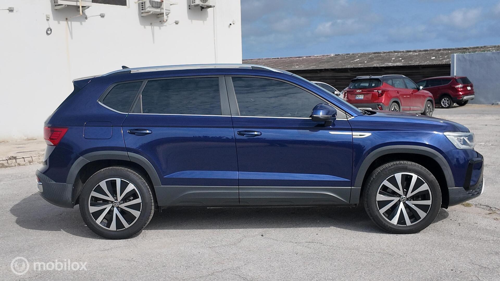 Volkswagen Taos photo 7